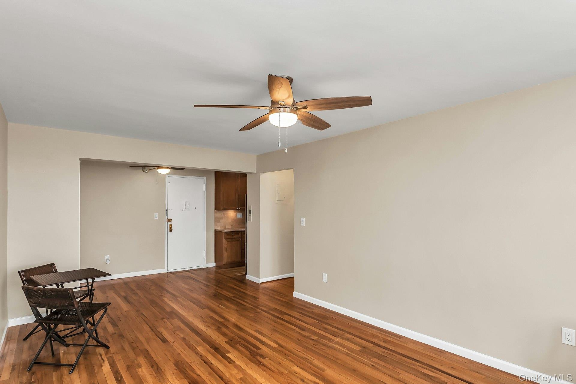 370 Broadway 4j Property Photo 14