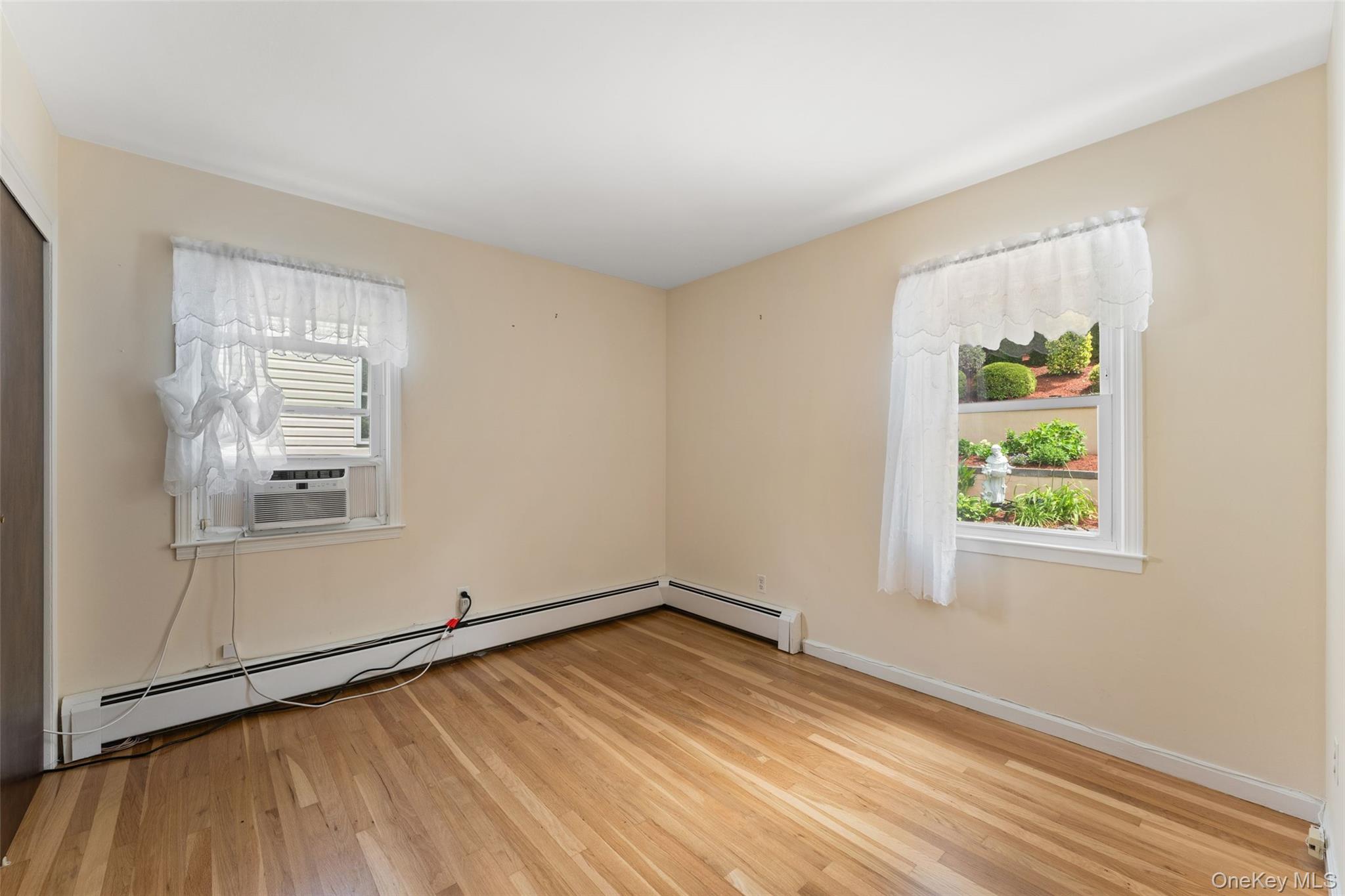 162 Midland Avenue Property Photo 14