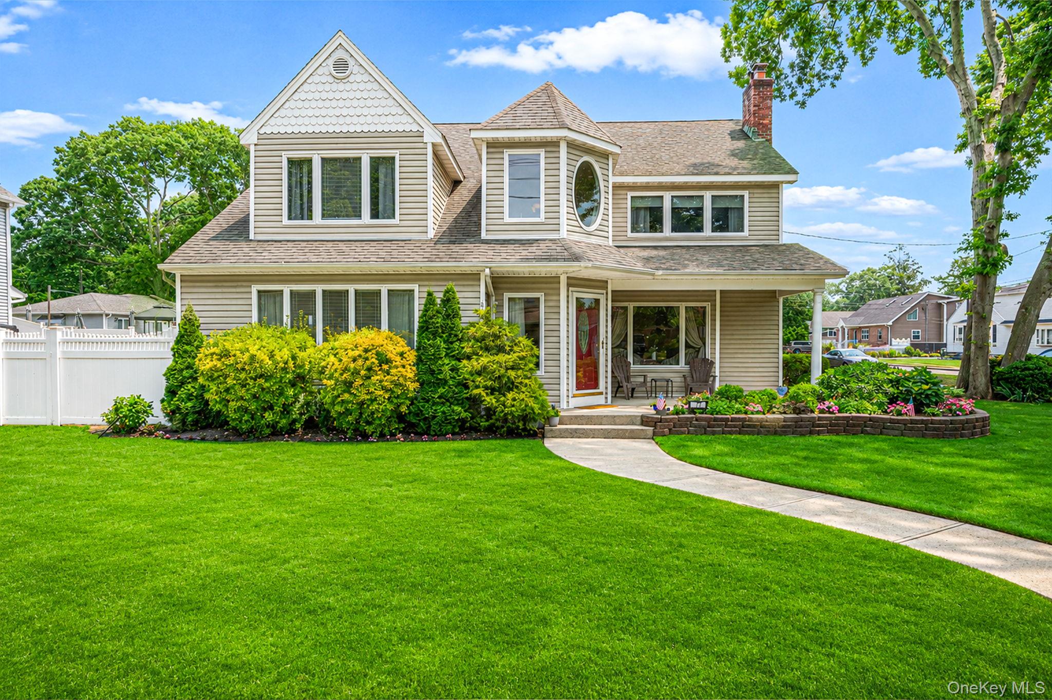 77 Toomey Road Property Photo 1