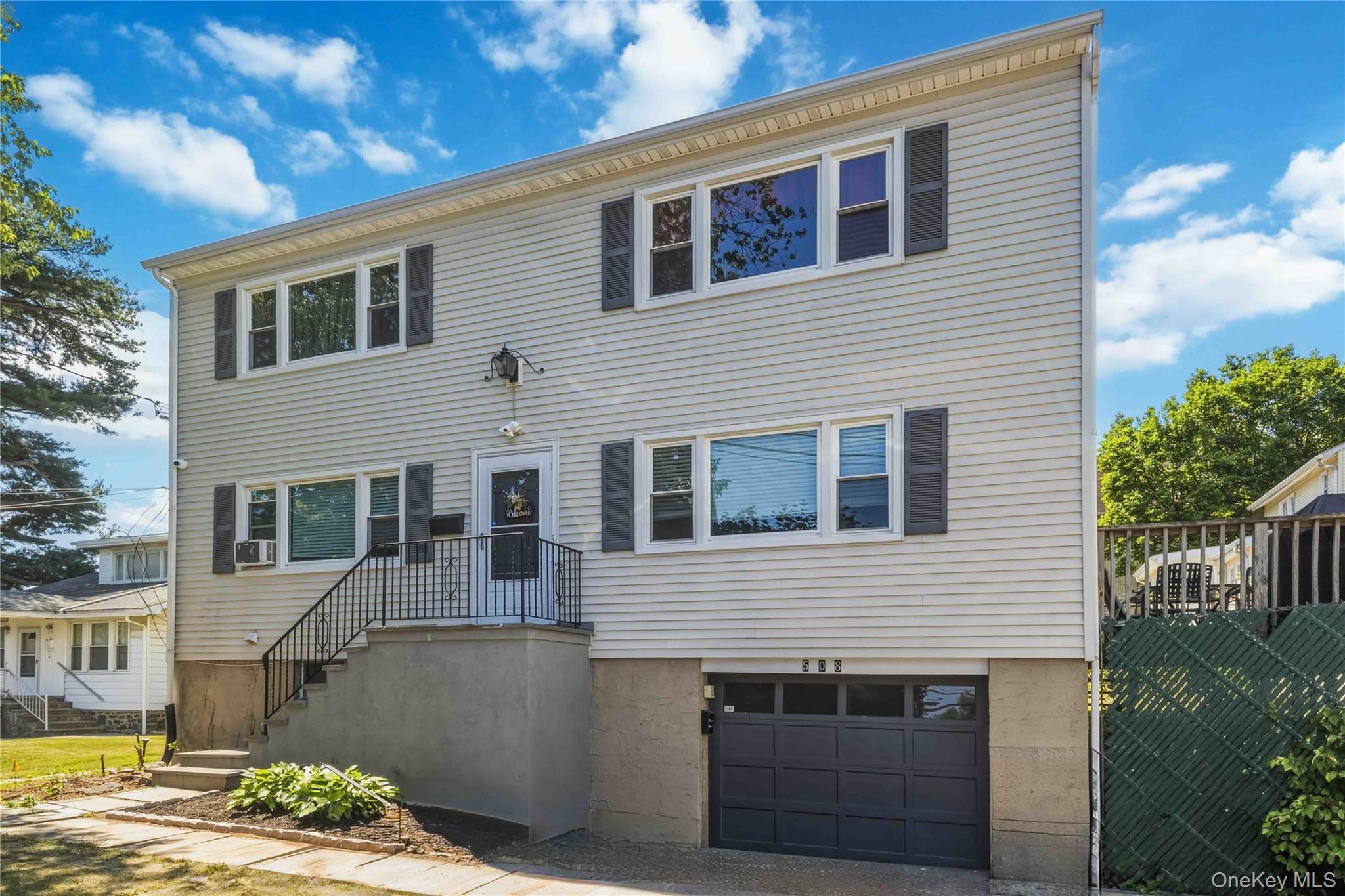 508 New Rochelle Road 2 Property Photo 1