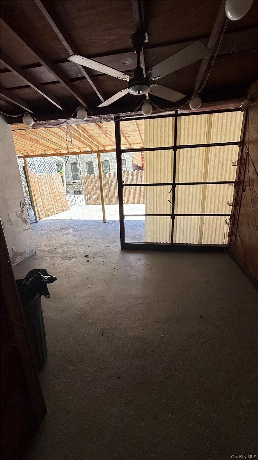 1240 Manor Avenue Property Photo 11