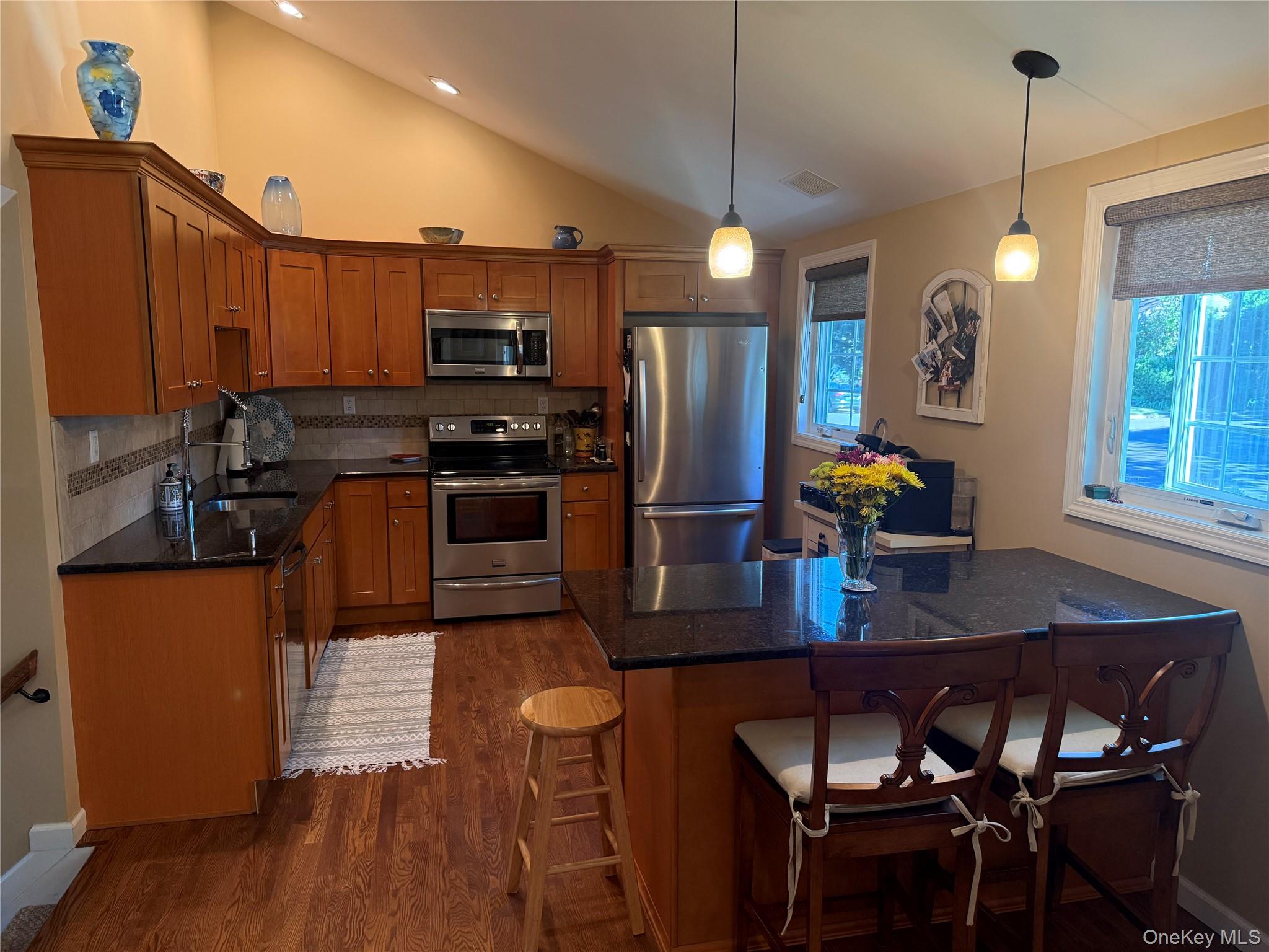 20 Via Continental Property Photo 7