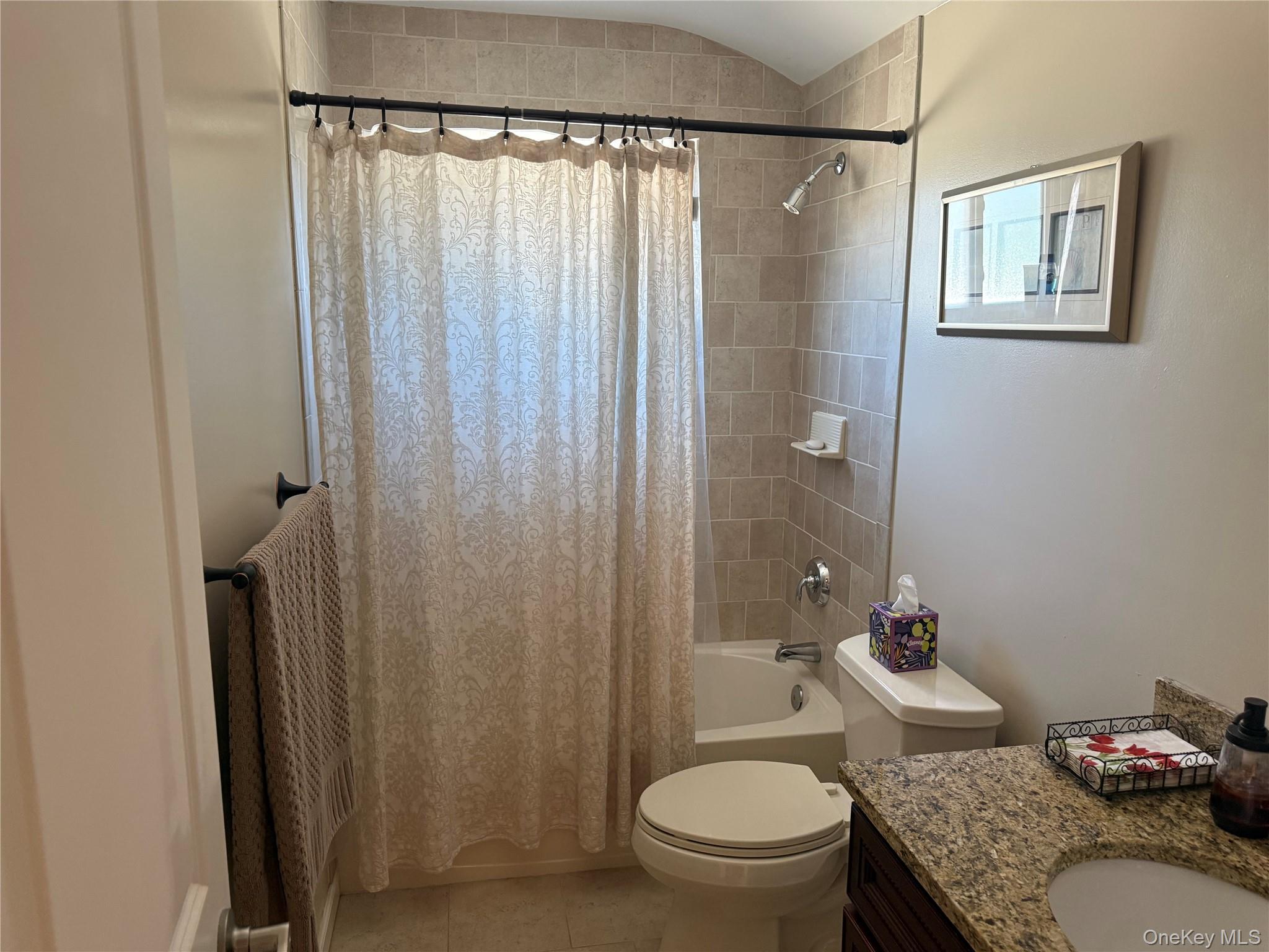 20 Via Continental Property Photo 13