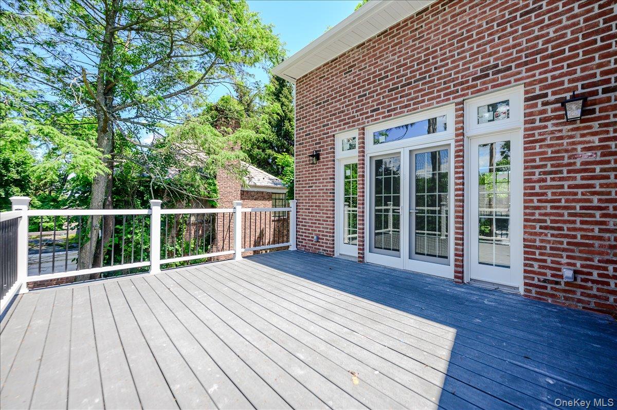 18 Pond Park Road Property Photo 16