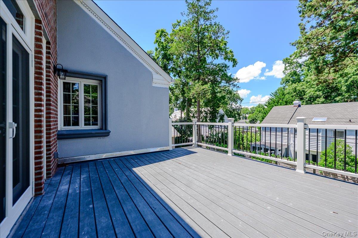 18 Pond Park Road Property Photo 17
