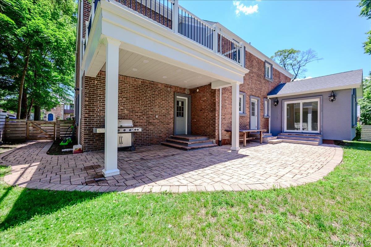18 Pond Park Road Property Photo 30