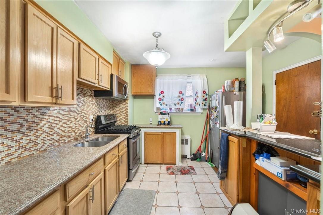 4227 Baychester Avenue Property Photo 16