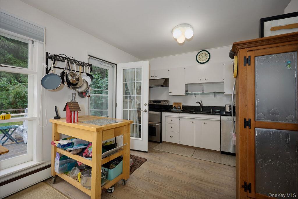 21 Elmwood Road Property Photo 7
