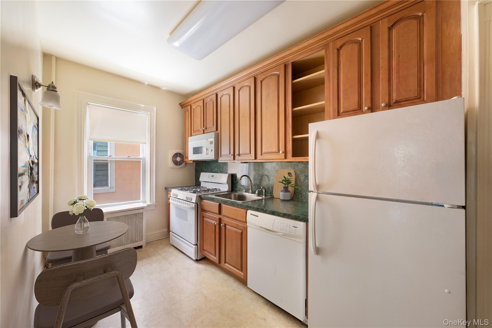 5038 47th Street Property Photo 8