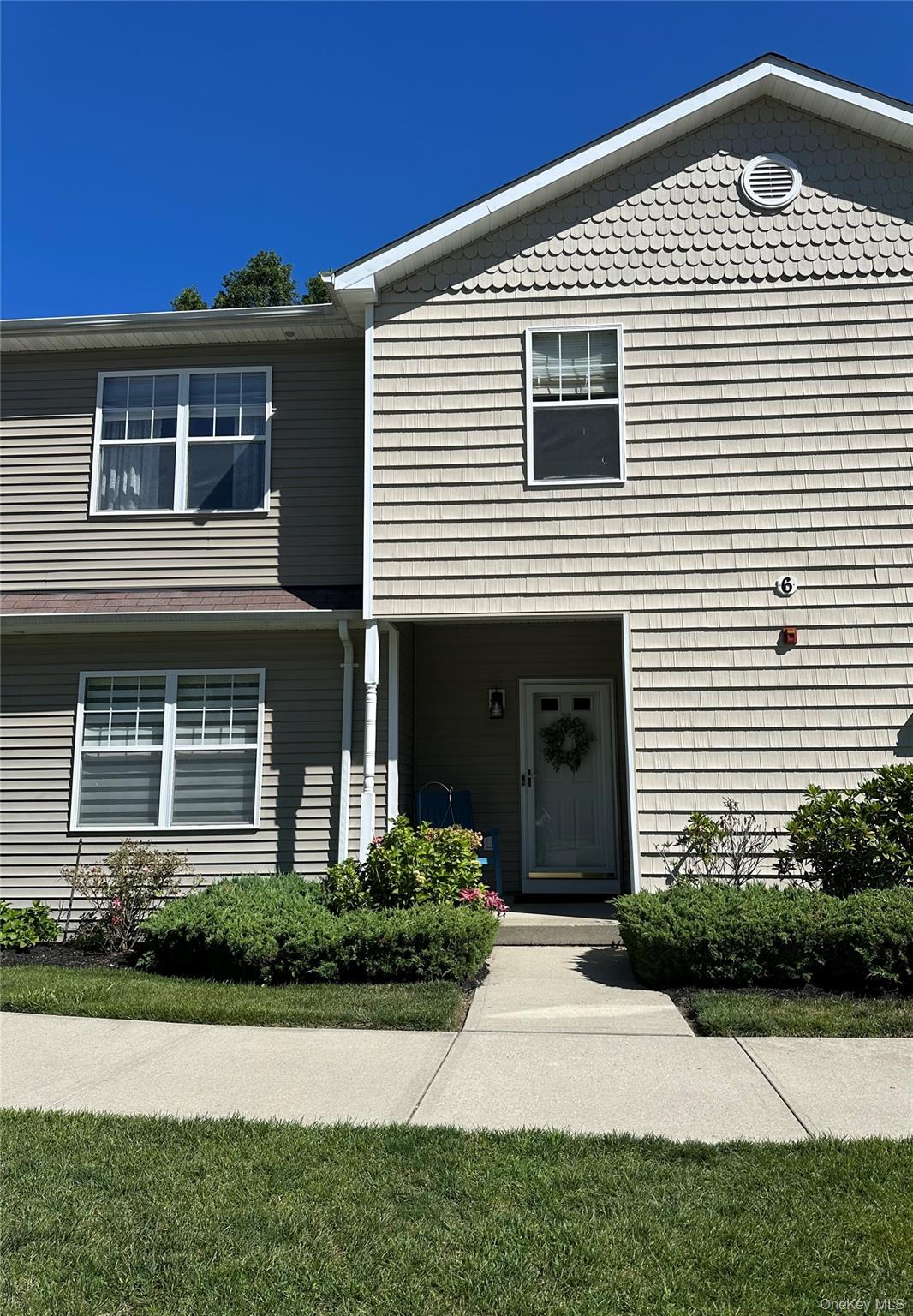 33 Daremy Circle Property Photo 1