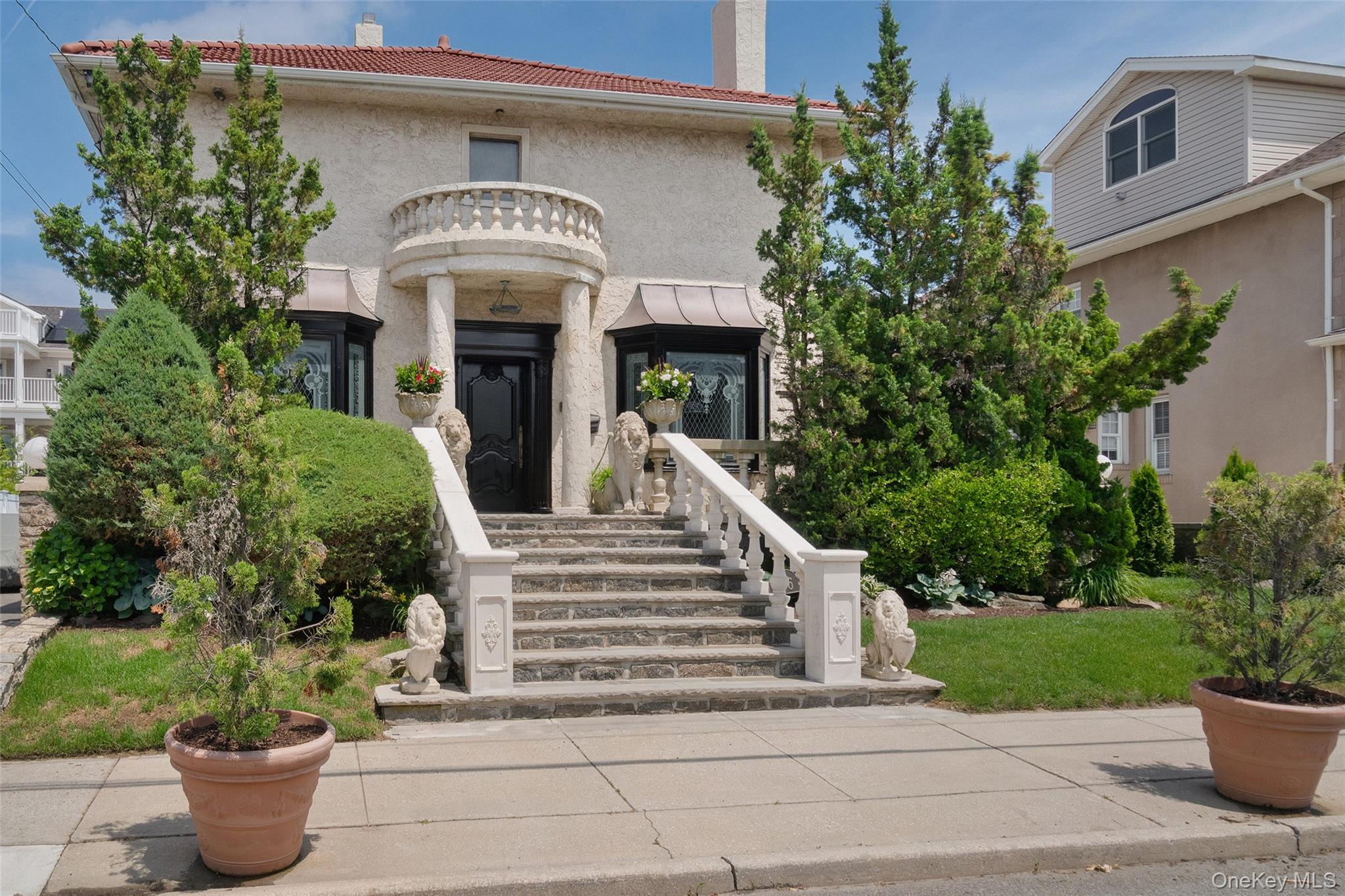 176 Beach 143rd Street Property Photo 25