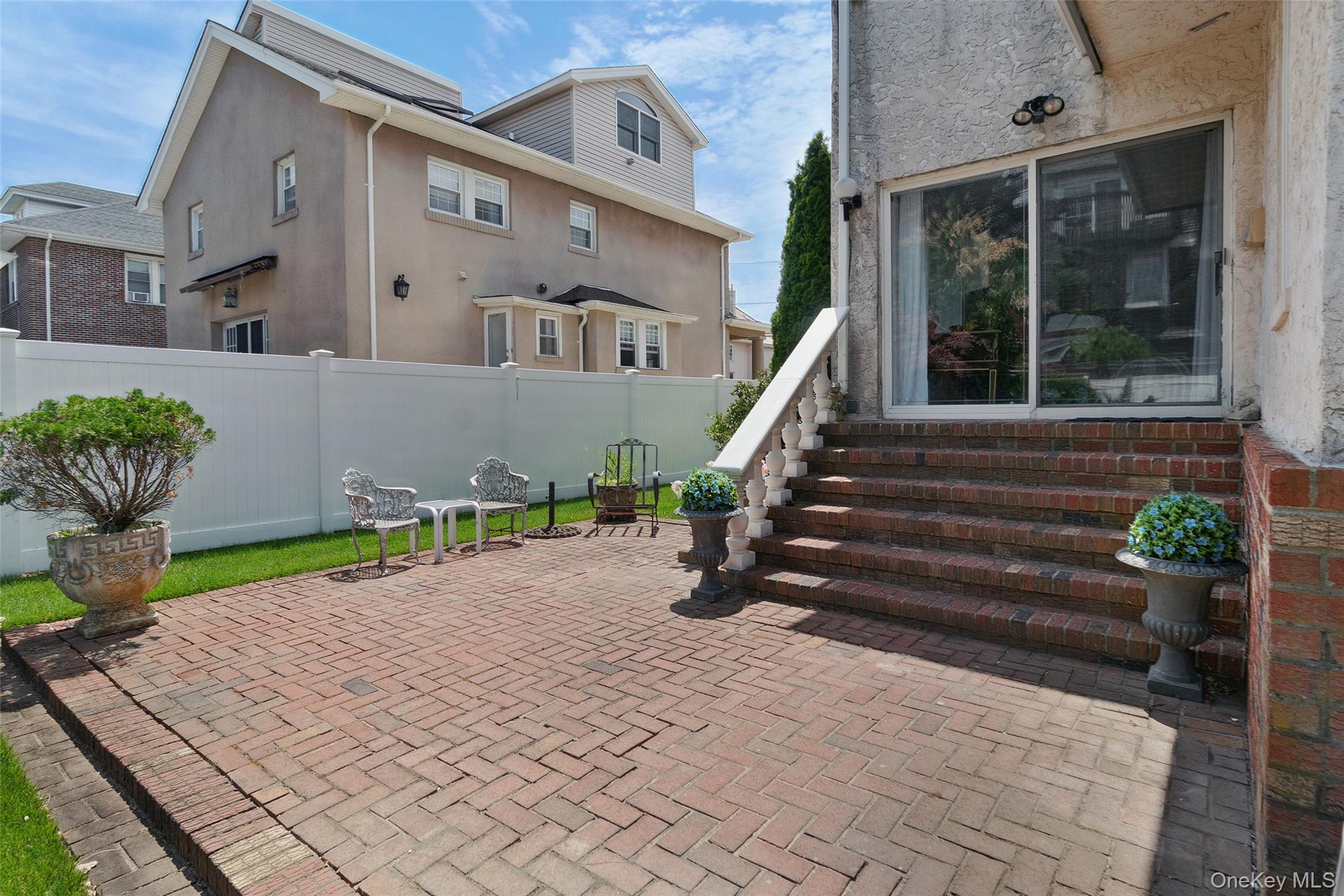 176 Beach 143rd Street Property Photo 31
