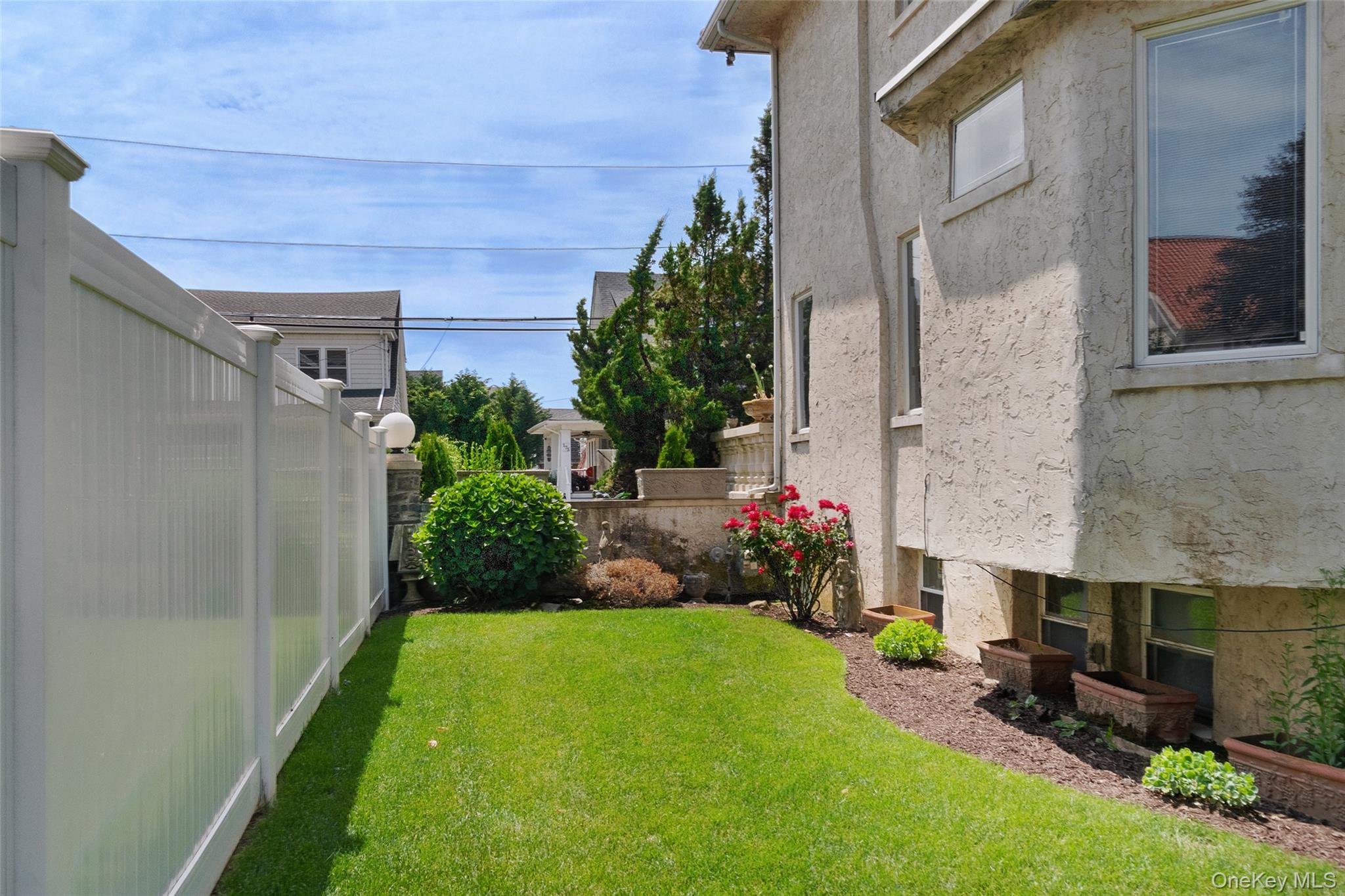 176 Beach 143rd Street Property Photo 34