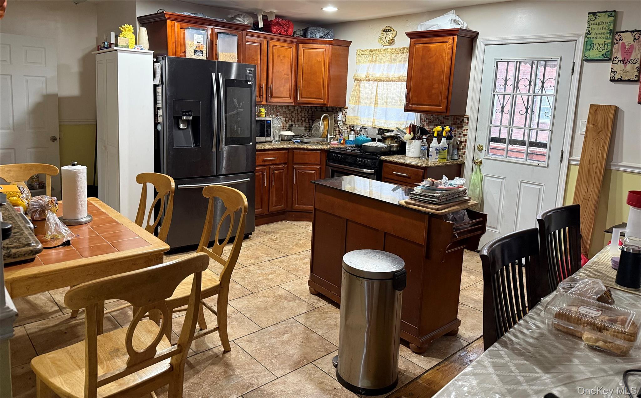 1633 Canarsie Road Property Photo 4