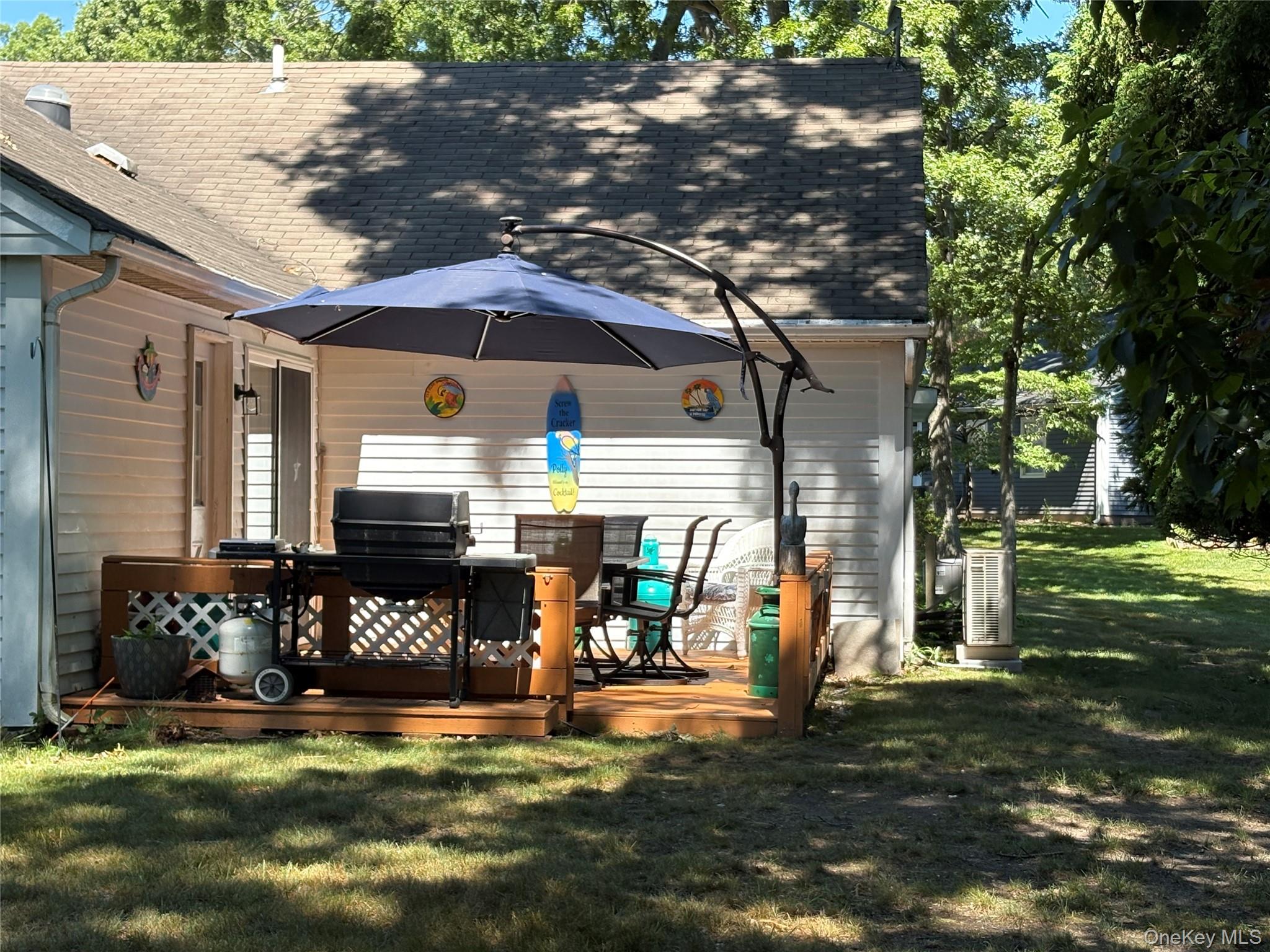 152b Laurance Lane Property Photo 2