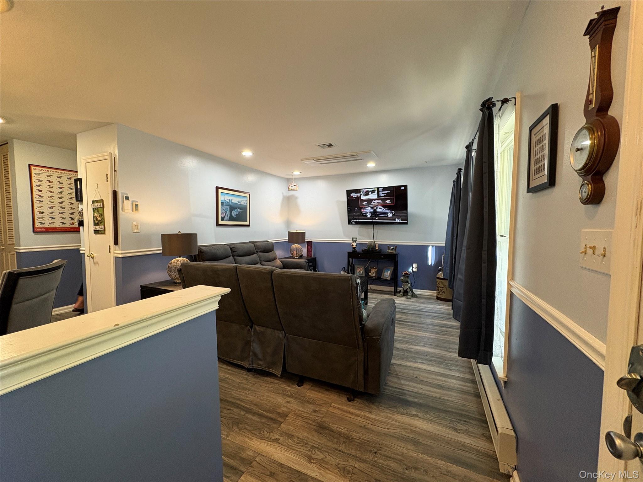 152b Laurance Lane Property Photo 4