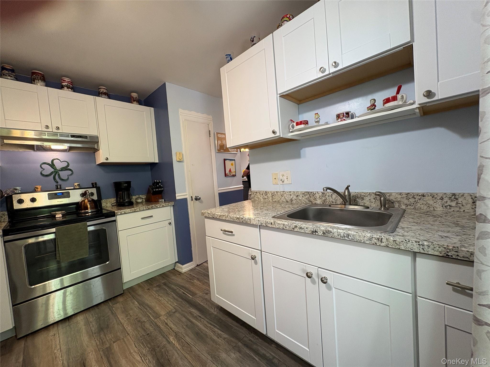 152b Laurance Lane Property Photo 6