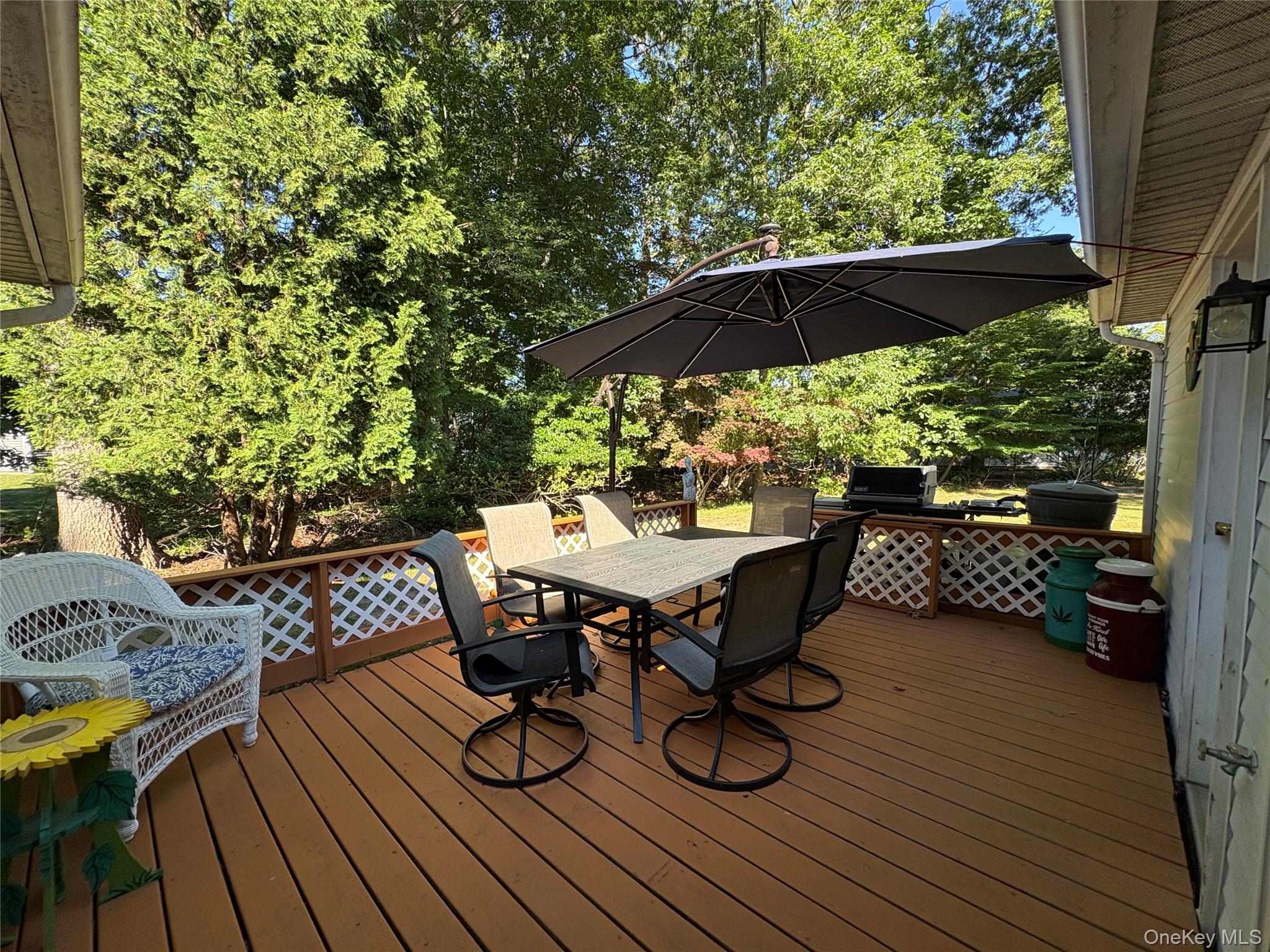 152b Laurance Lane Property Photo 8