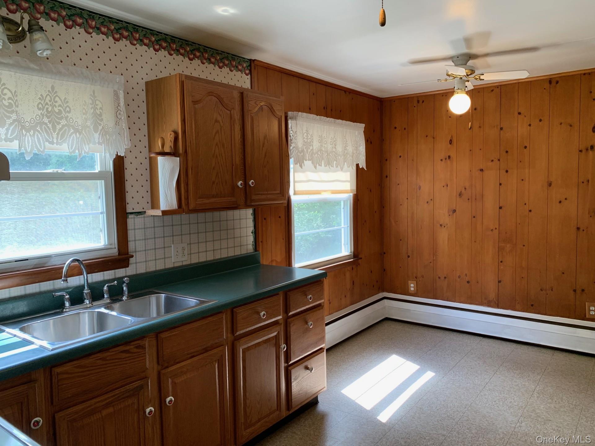 10 Wood Avenue Property Photo 9