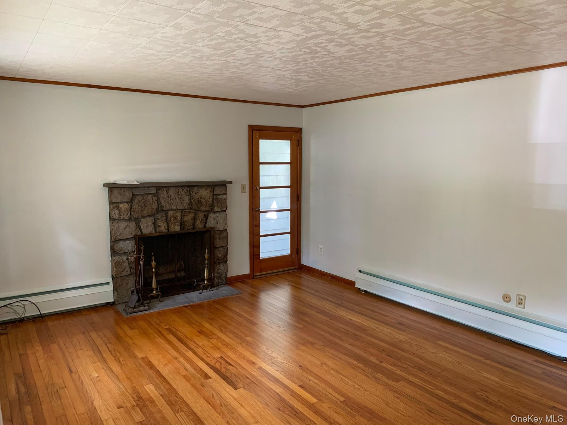 10 Wood Avenue Property Photo 11