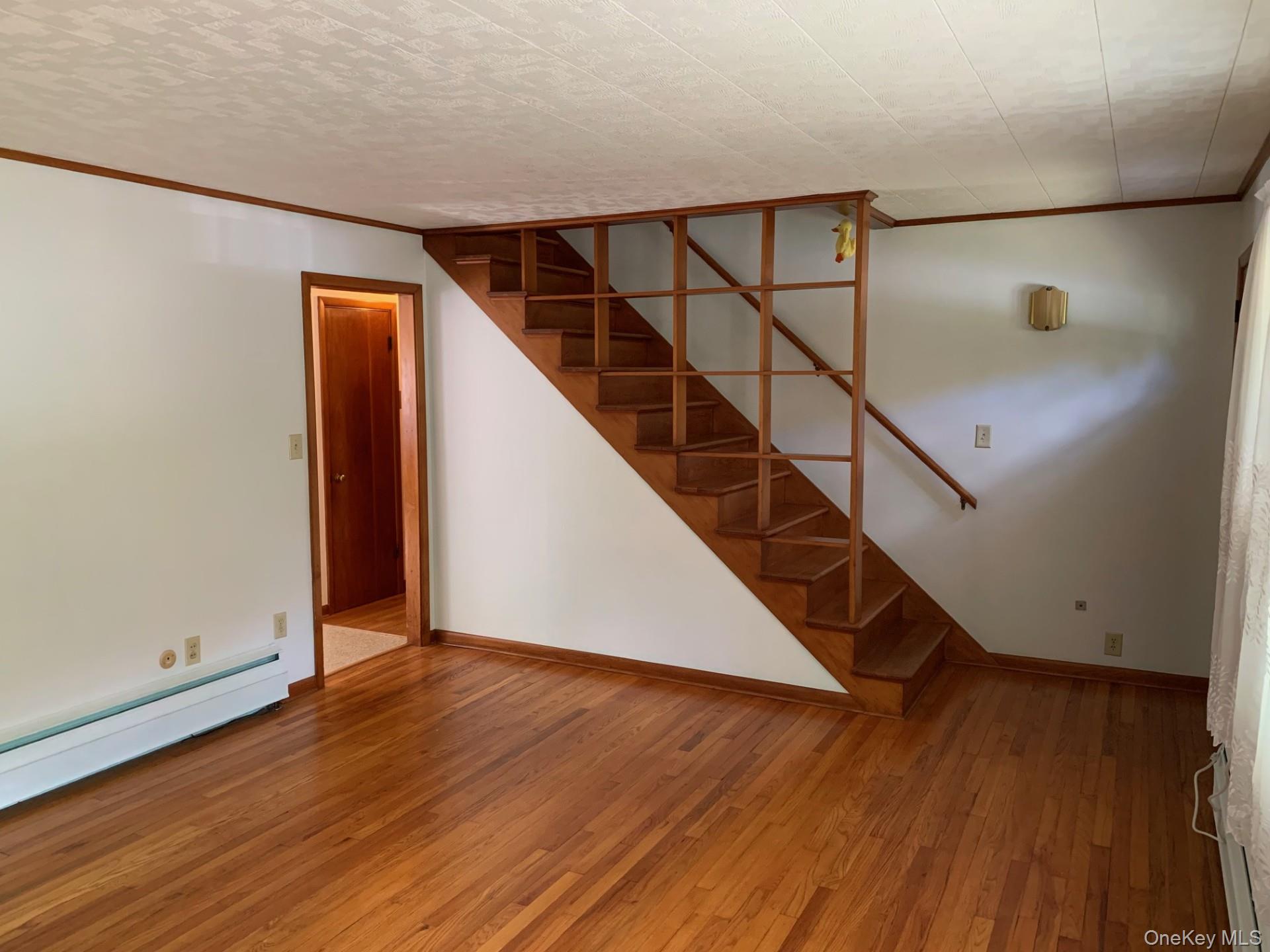 10 Wood Avenue Property Photo 12