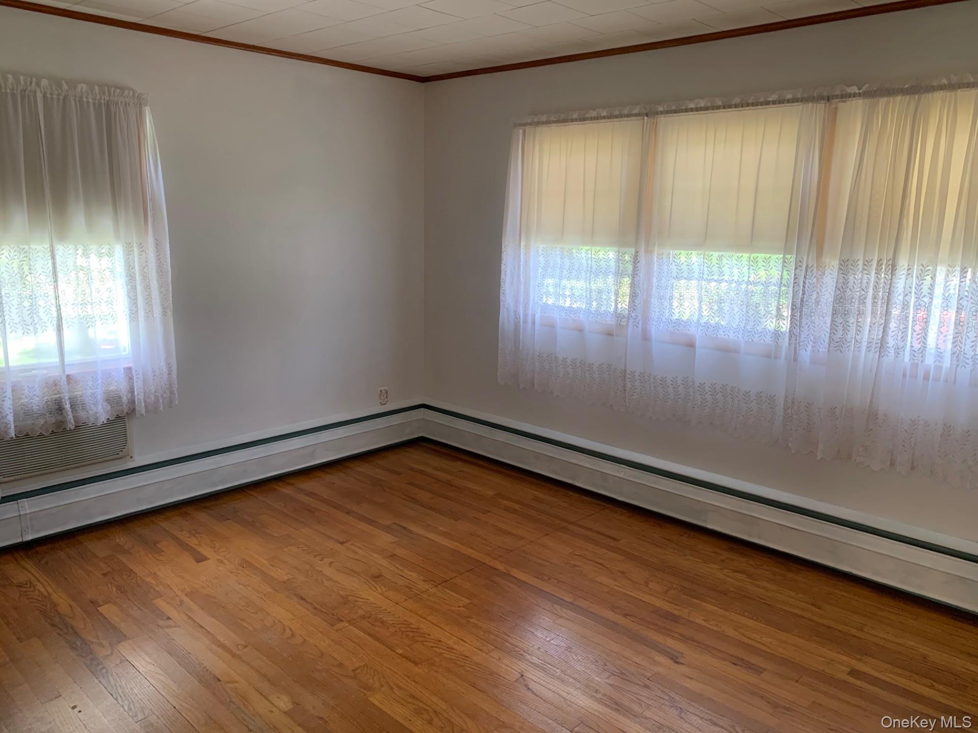 10 Wood Avenue Property Photo 15