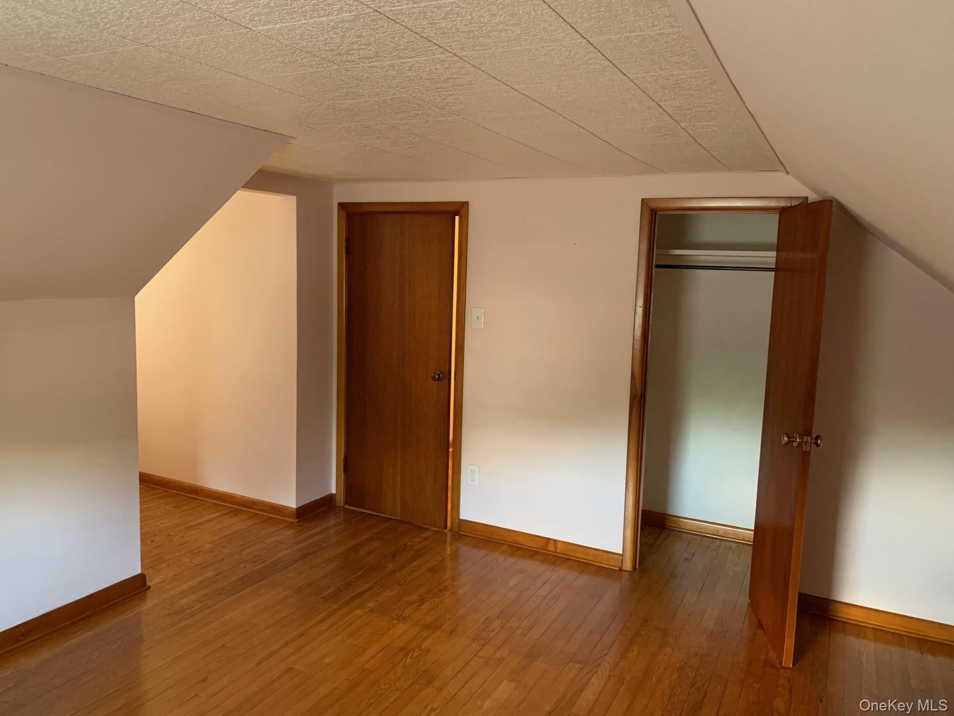 10 Wood Avenue Property Photo 19