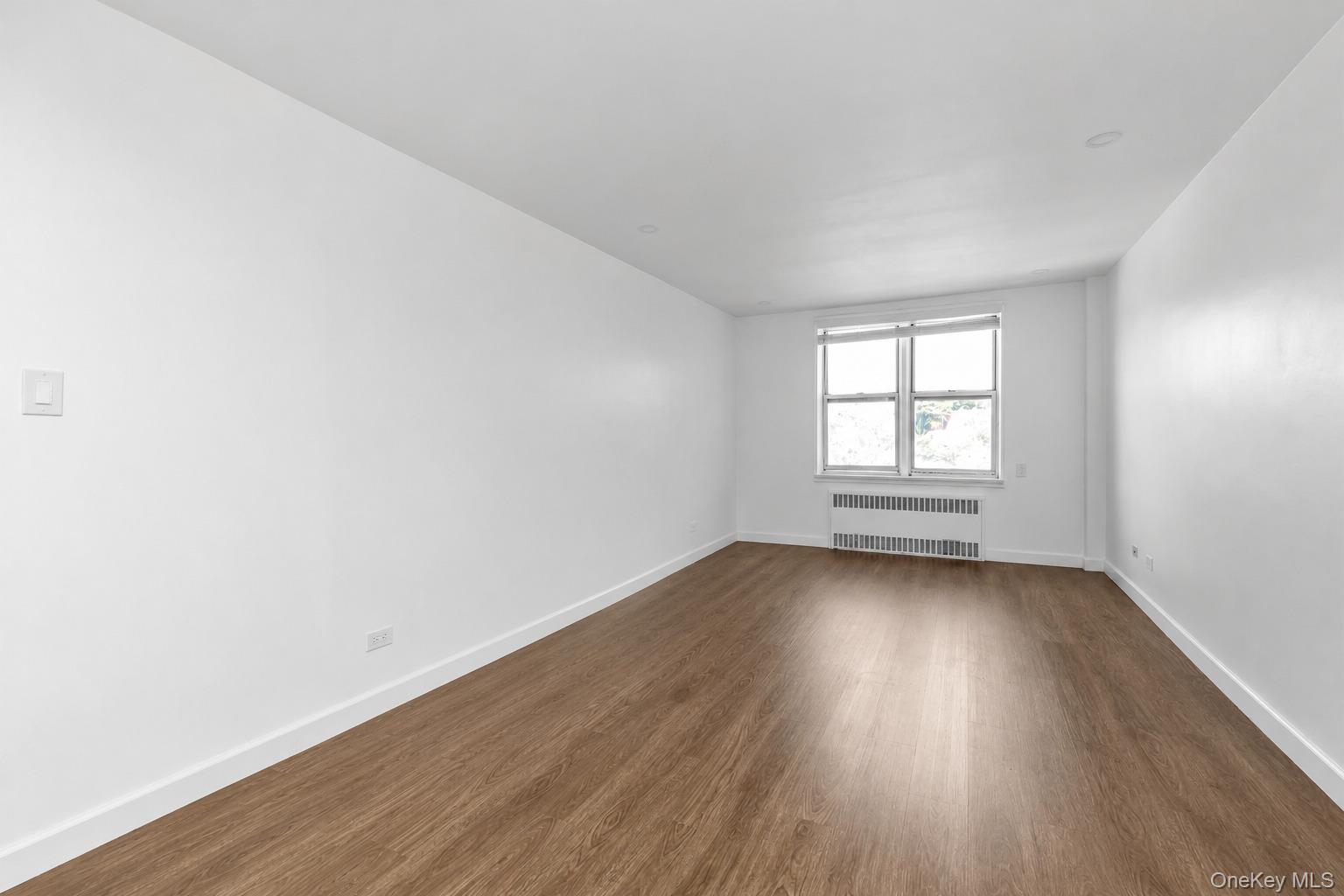 67-30 Clyde Street 7t Property Photo 4