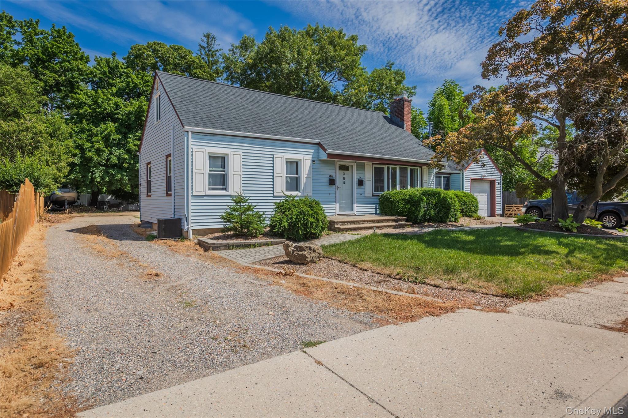 306 5th Avenue Property Photo 2