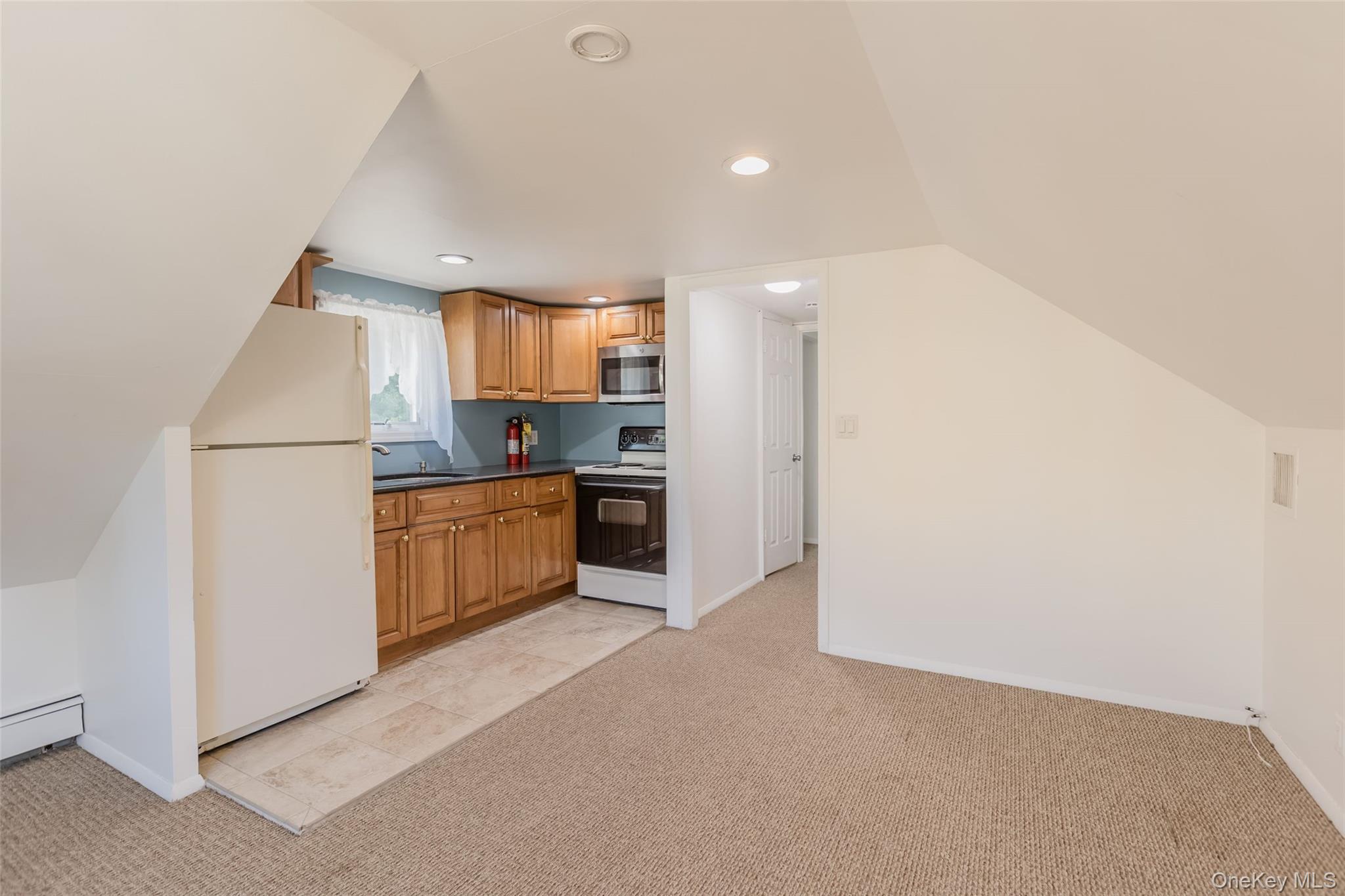 306 5th Avenue Property Photo 4