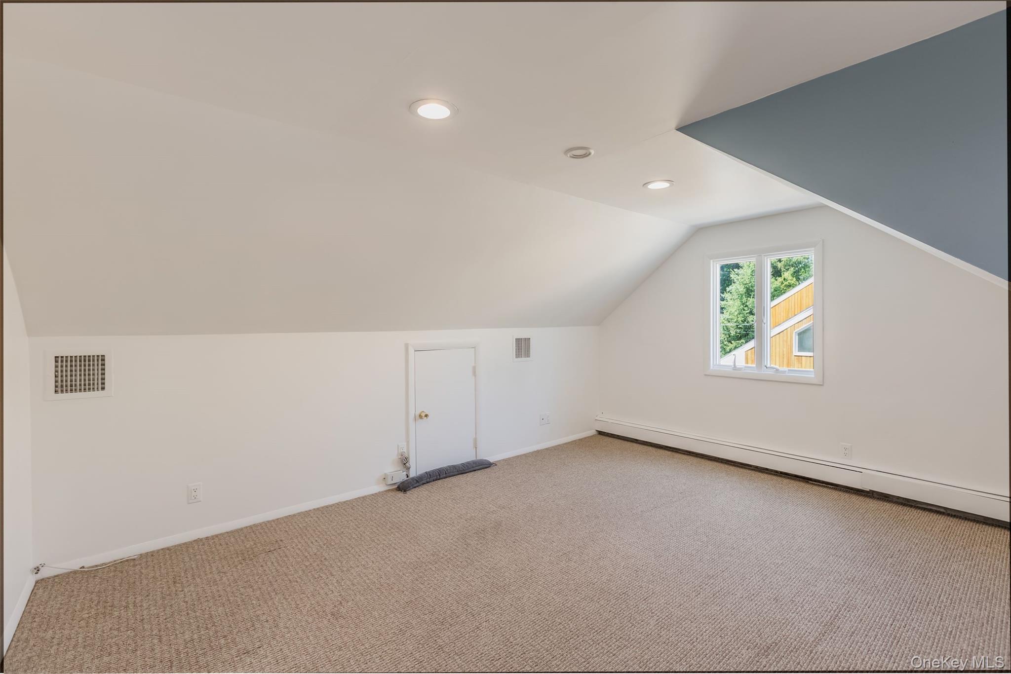 306 5th Avenue Property Photo 5