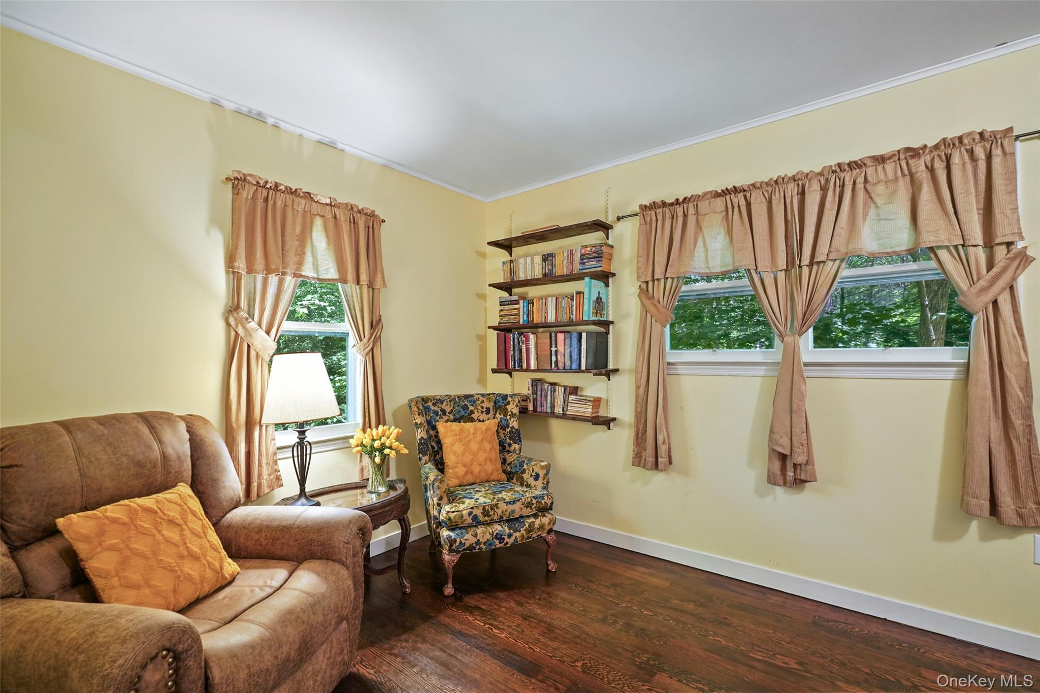 1017 Quaker Bridge Road Property Photo 13