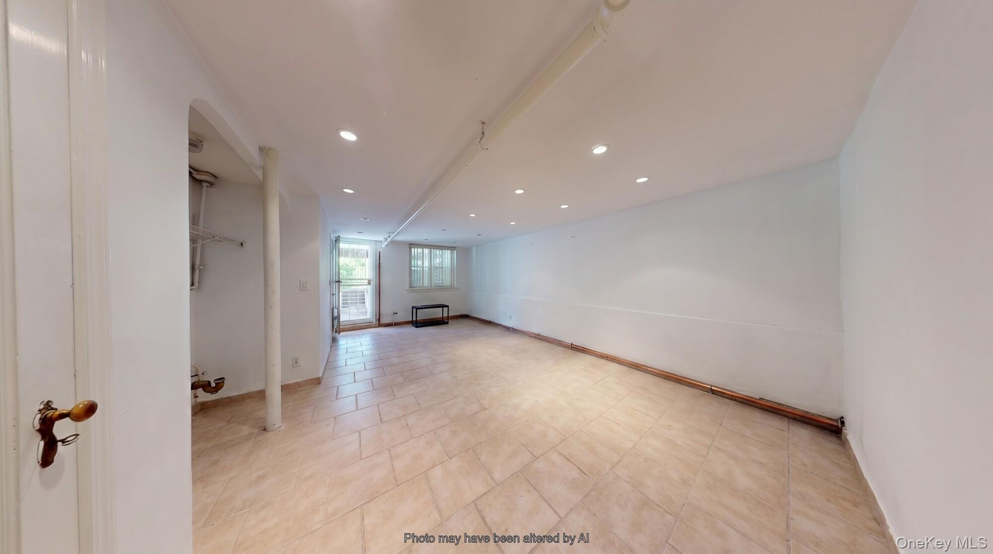 2042 Gerritsen Avenue Property Photo 21