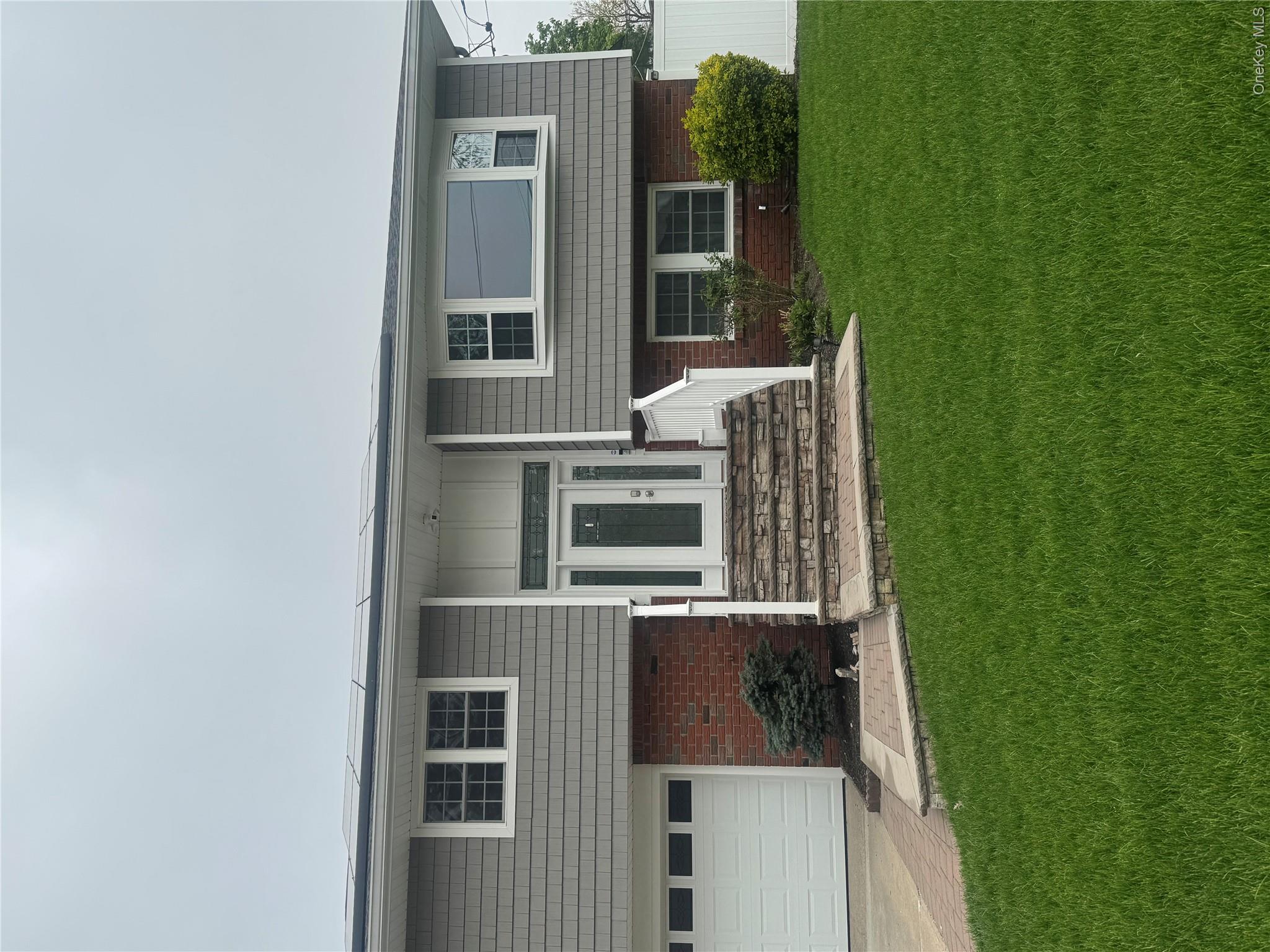 1016891 Property Photo 1