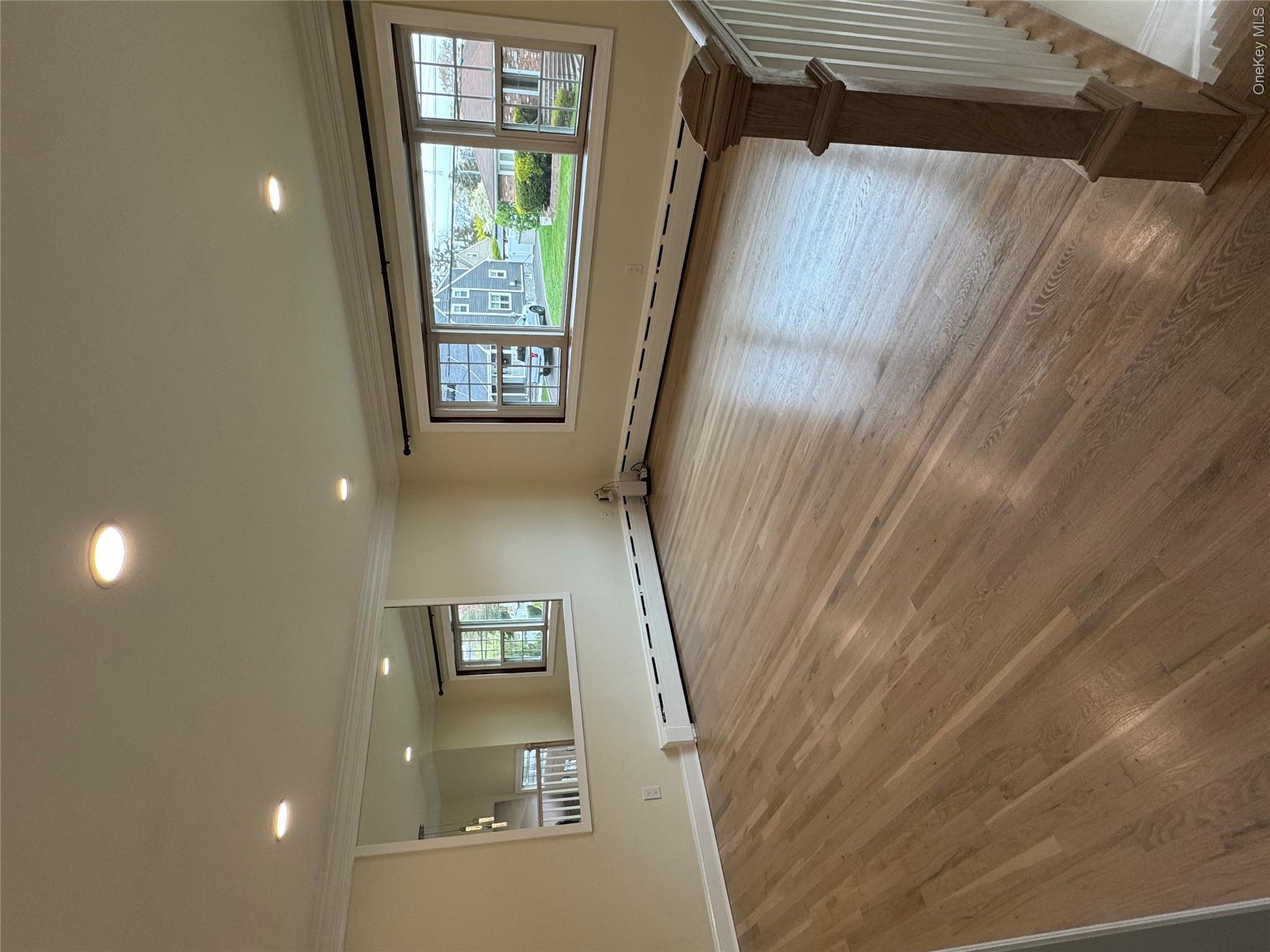 1016891 Property Photo 4