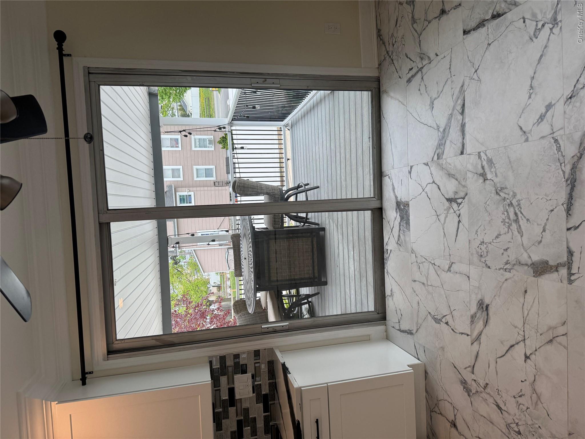 1016891 Property Photo 6
