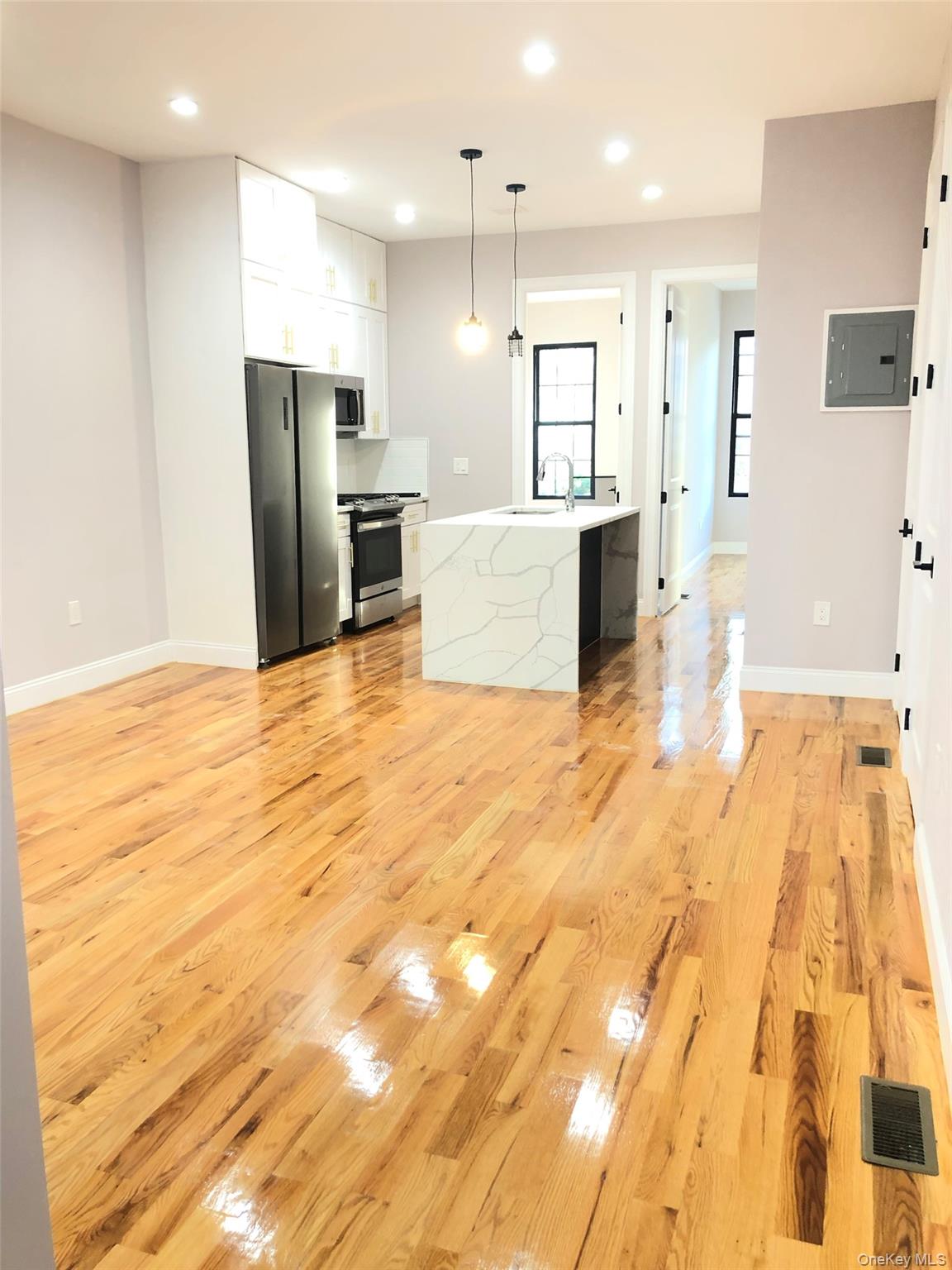 80 Autumn Avenue Property Photo 2
