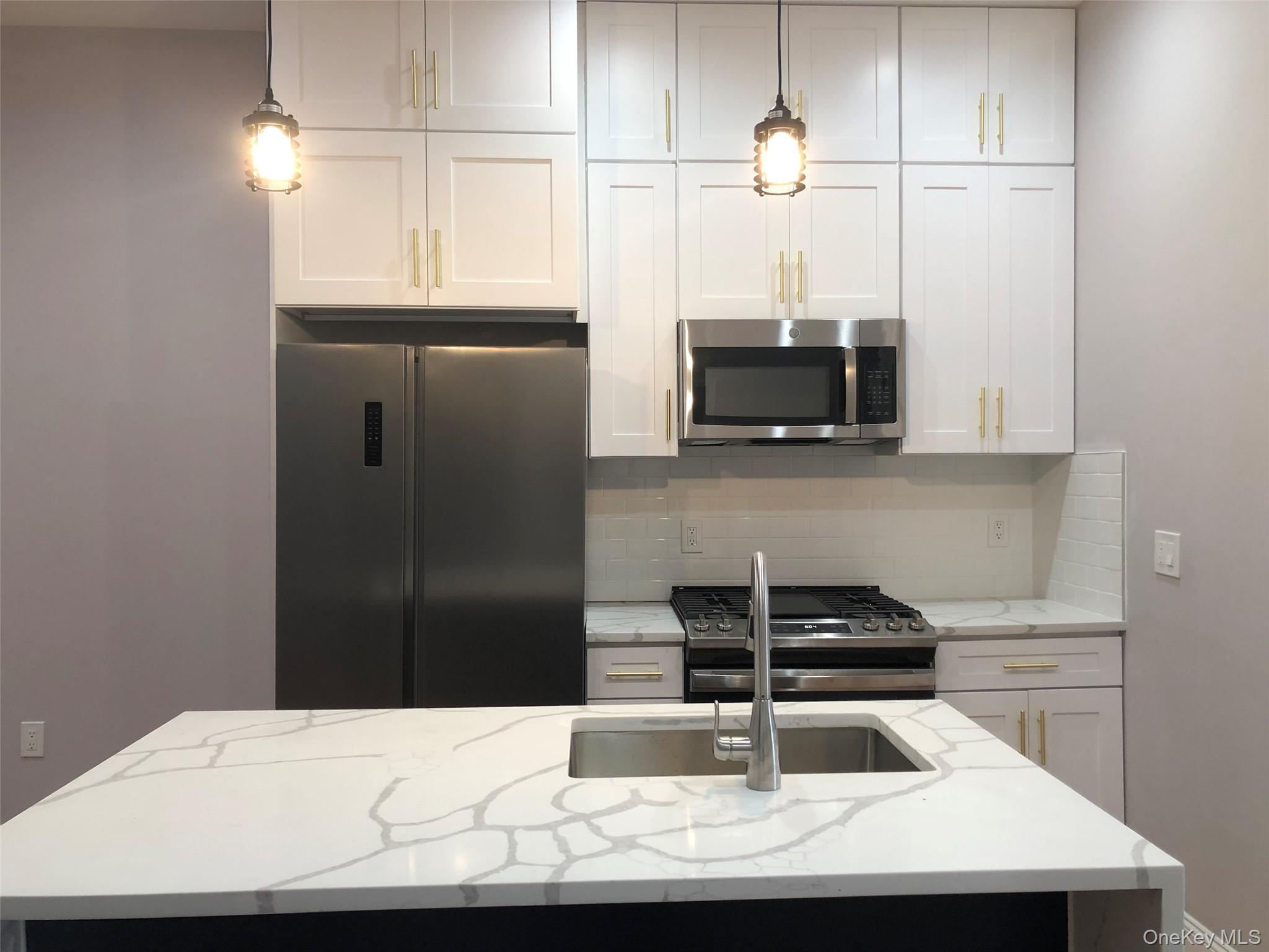 80 Autumn Avenue Property Photo 3