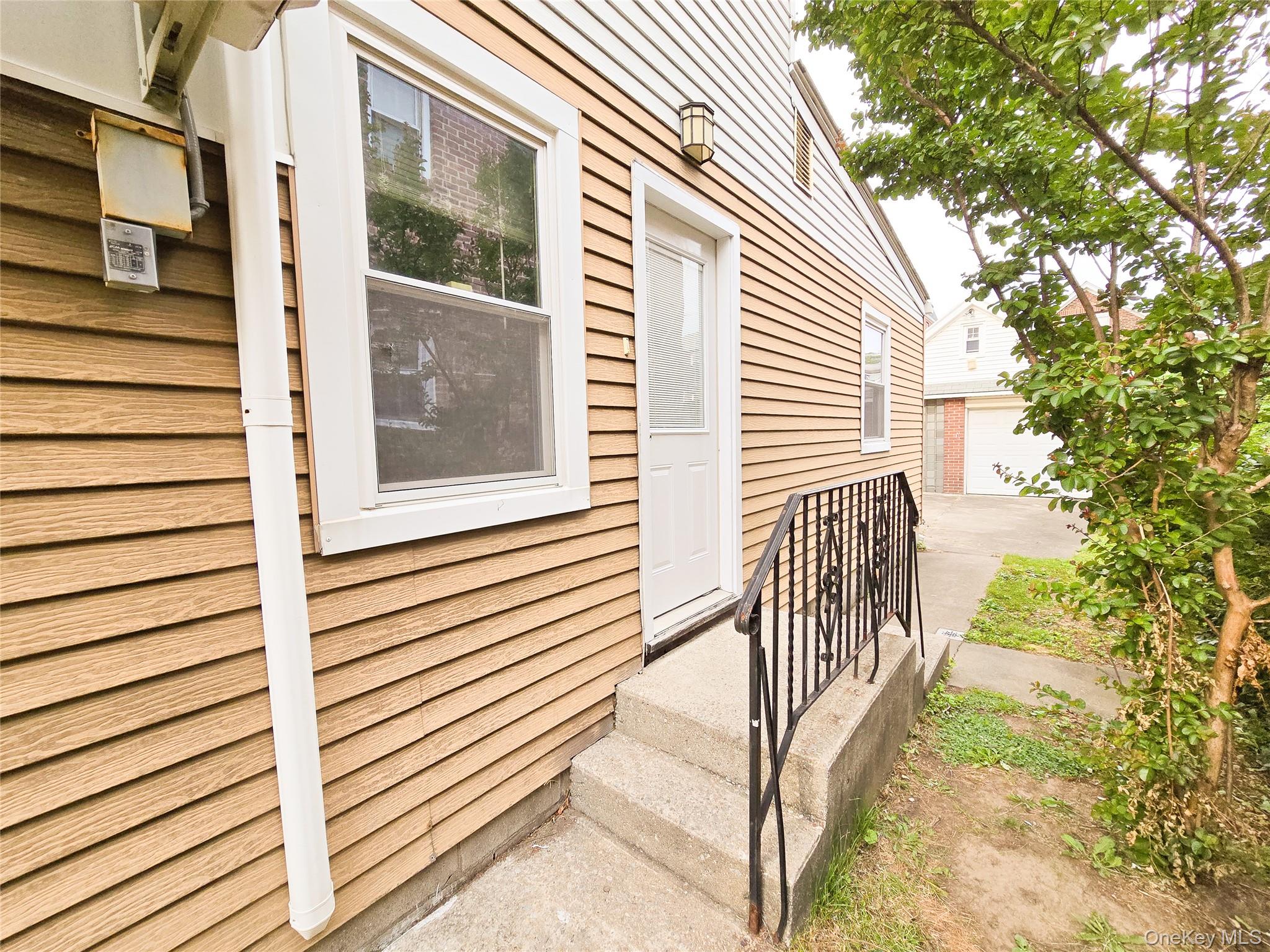61-19 170th Street Property Photo 41