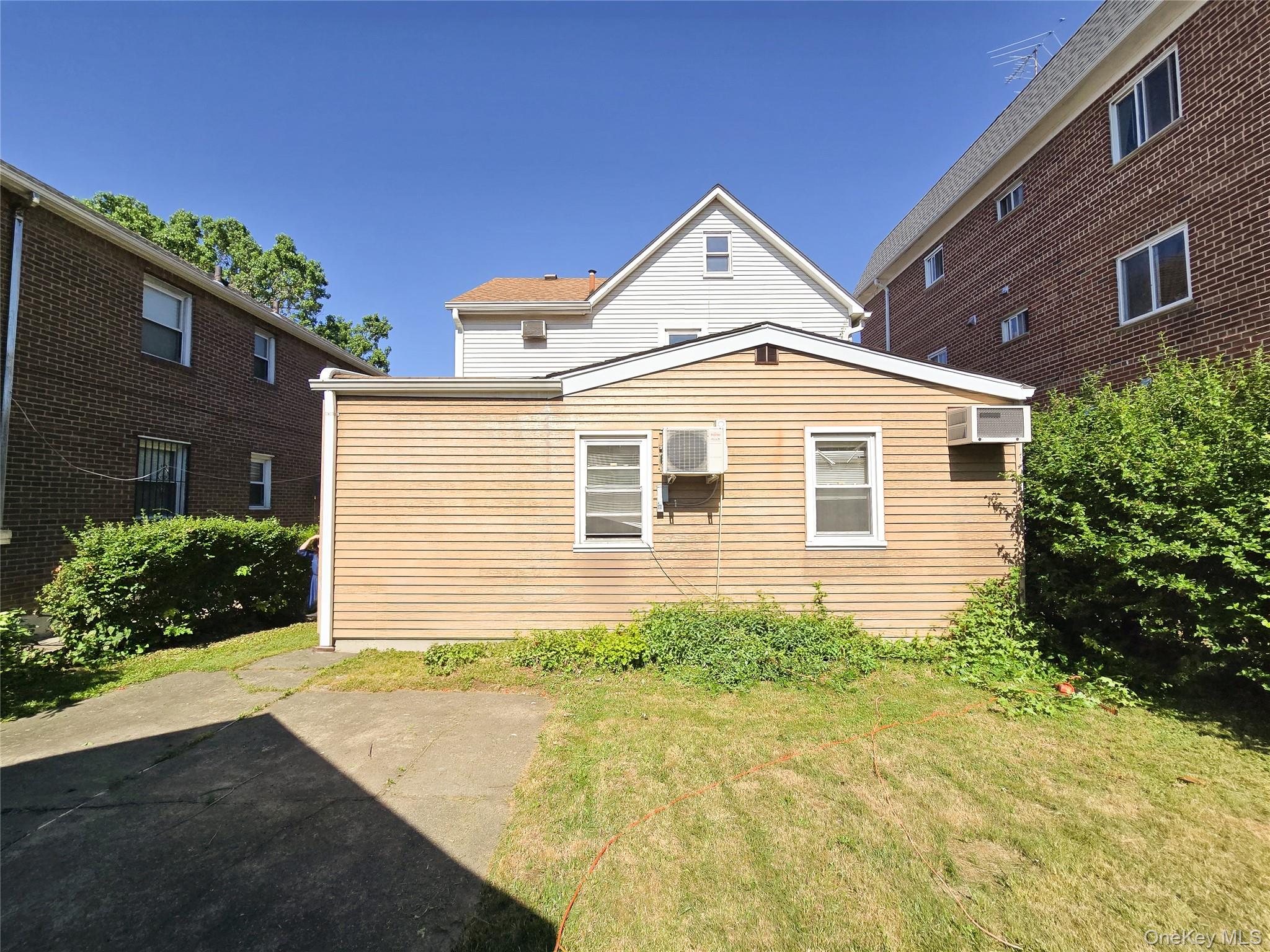 61-19 170th Street Property Photo 44