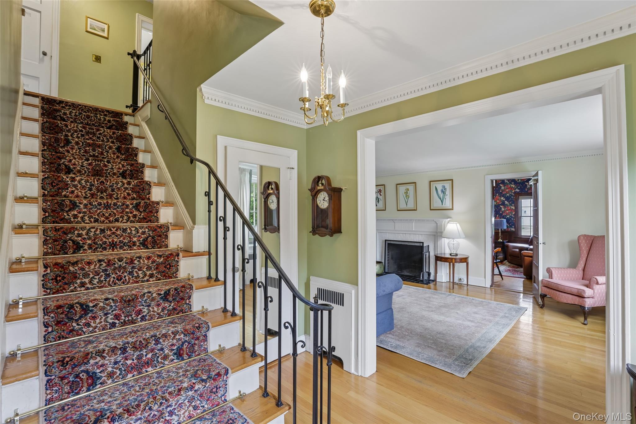 105 Stewart Avenue Property Photo 2