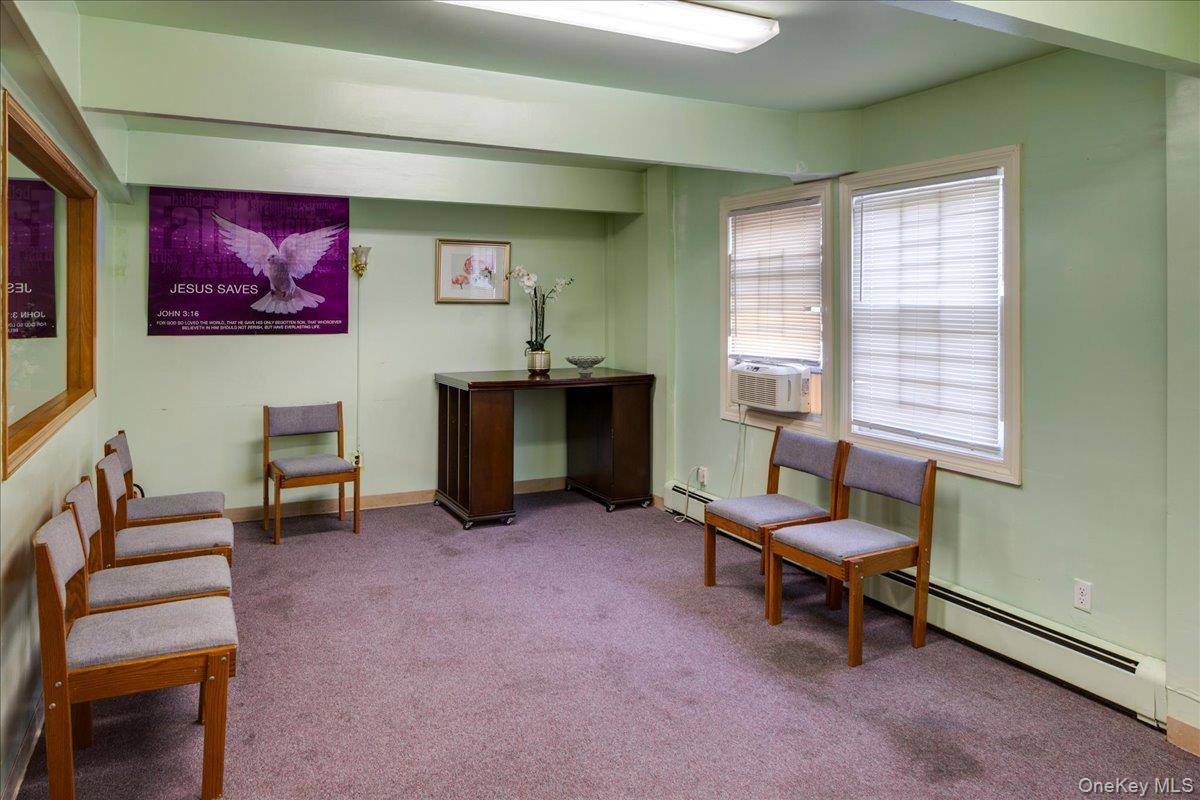 215 N Hillside Avenue Property Photo 25