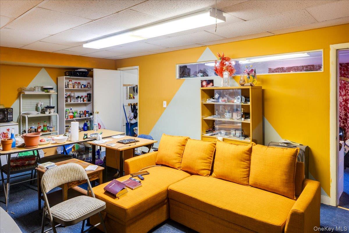 215 N Hillside Avenue Property Photo 40