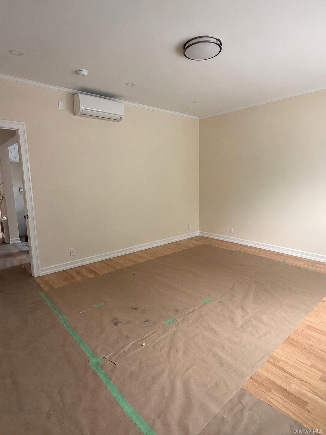 164-16 75th Road 1st Floor Property Photo 3