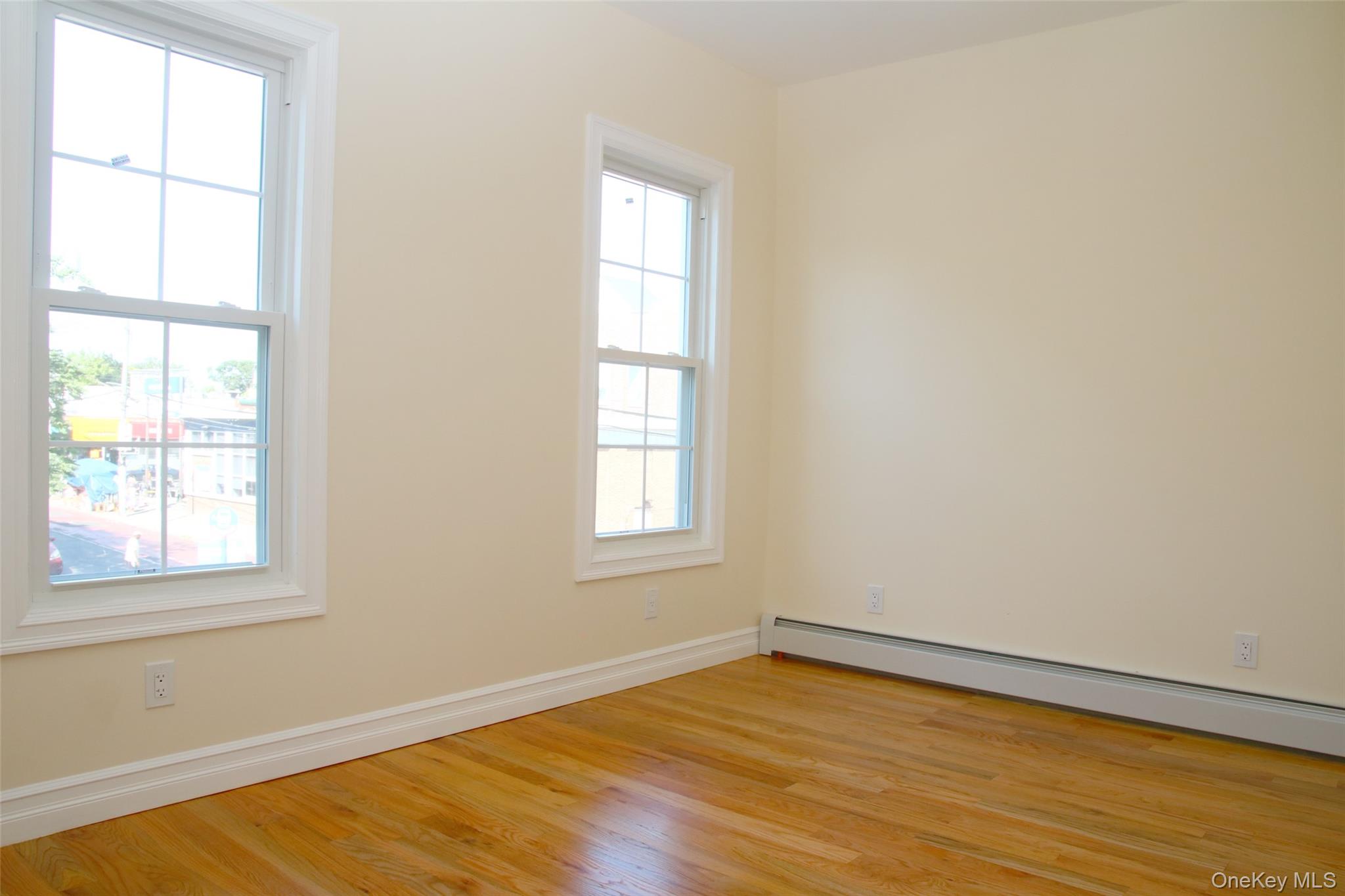 1048 E 98th Street Property Photo 10