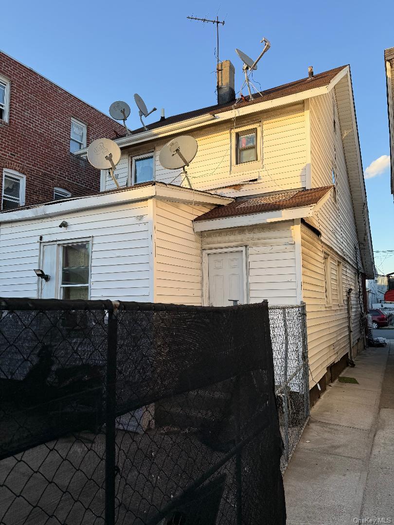 103-18 130th Street Property Photo 2
