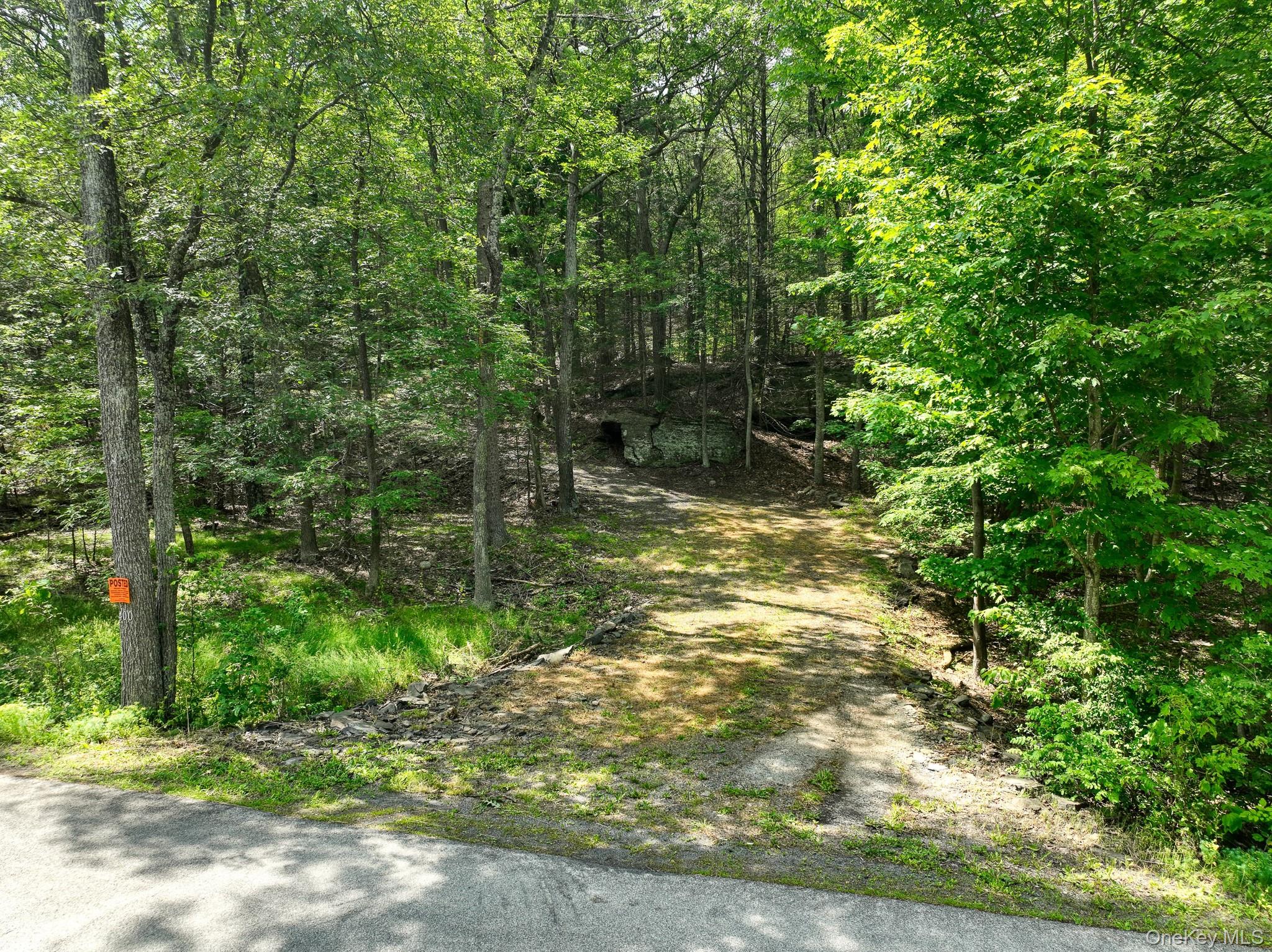 400 Stoll Road Property Photo 5