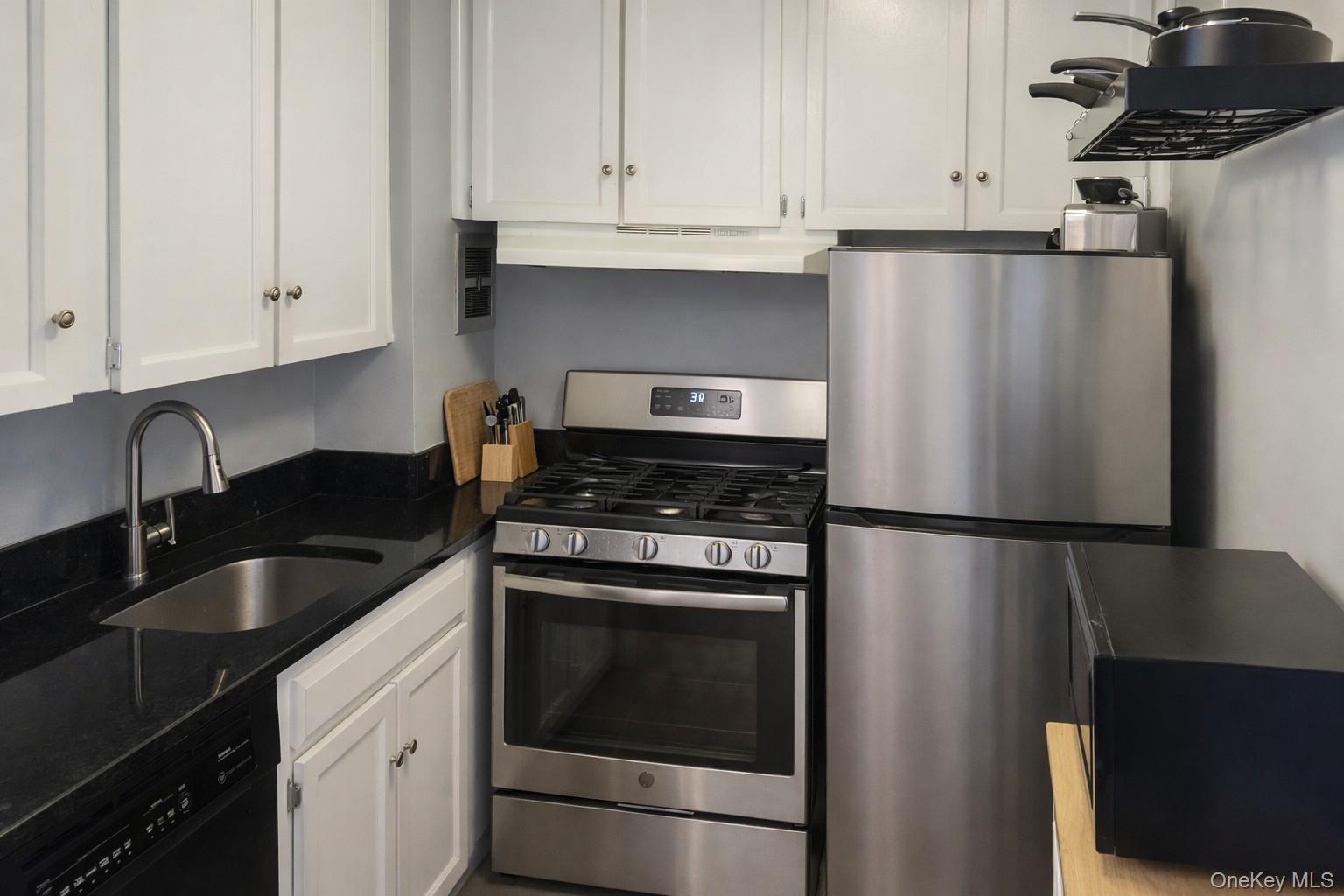 740 E Broadway 6k Property Photo 4