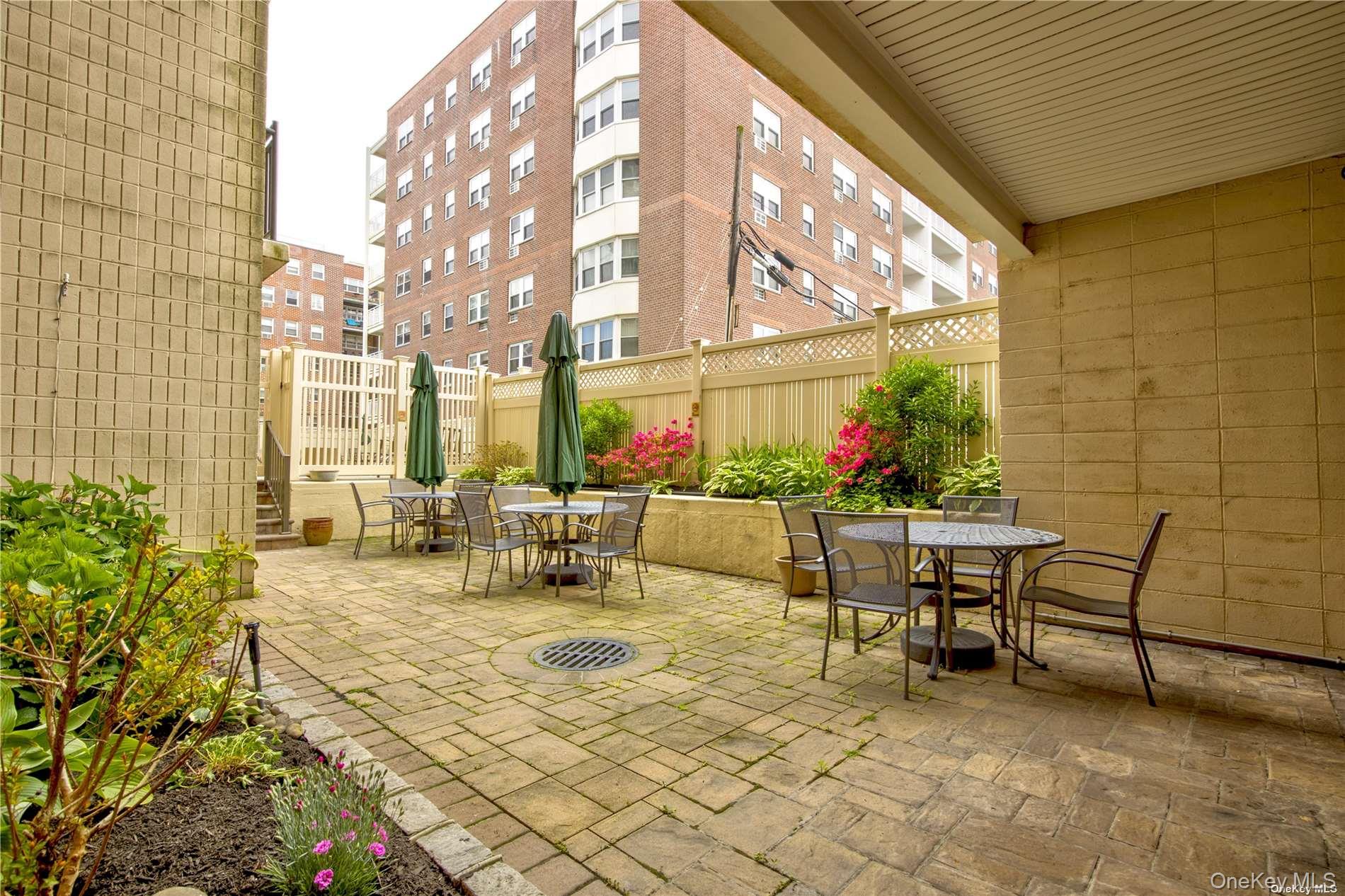 740 E Broadway 6k Property Photo 11