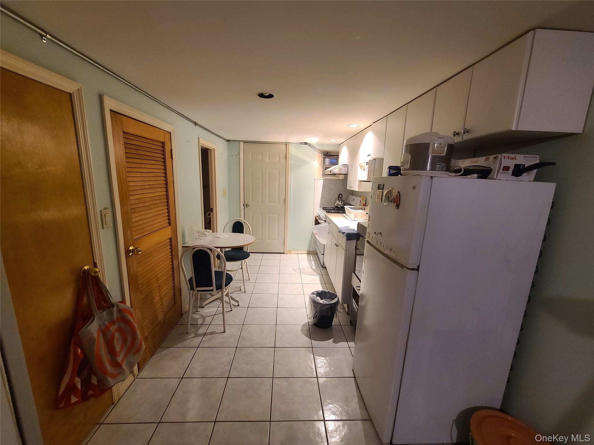 1936 W 5th Street Property Photo 17